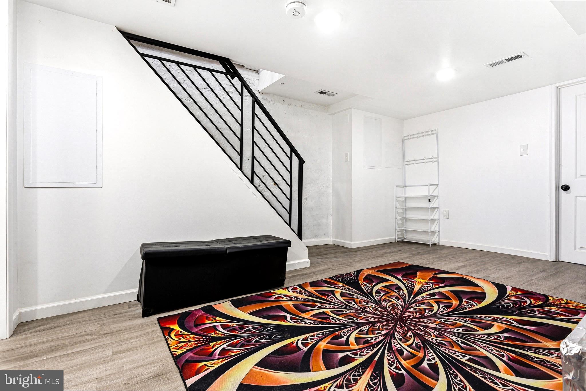 COBBS CREEK - Residential