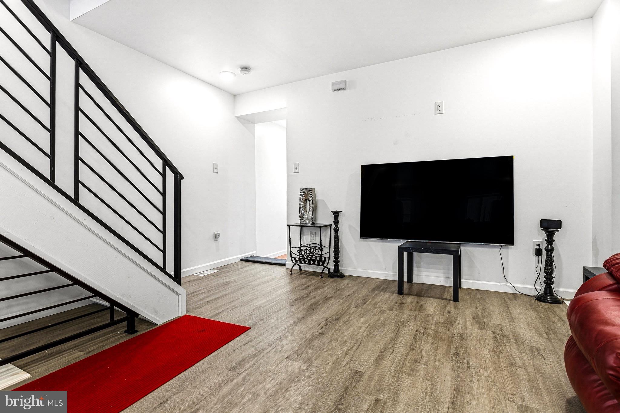 COBBS CREEK - Residential