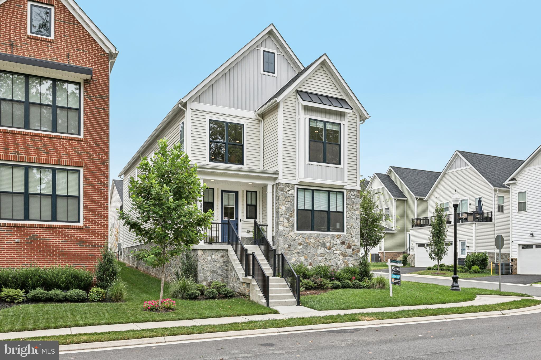 23099 GLENWOOD HEIGHTS CIRCLE