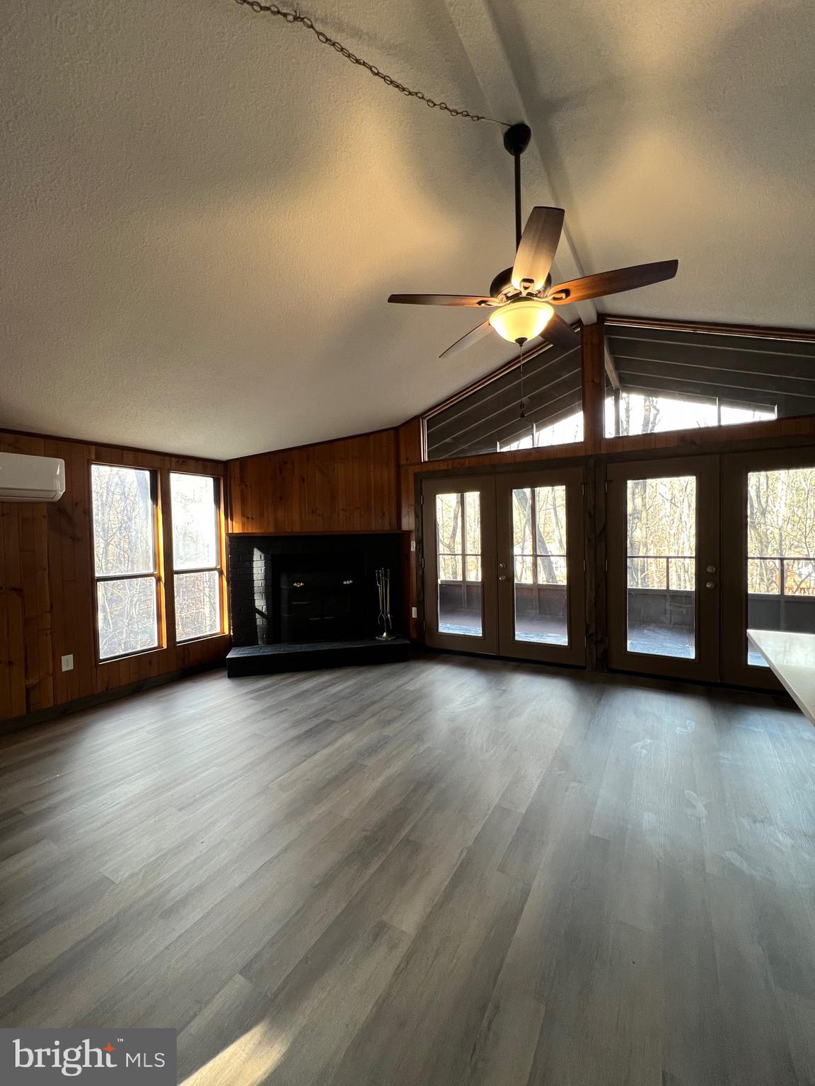 THE WOODS RESORT - Residential