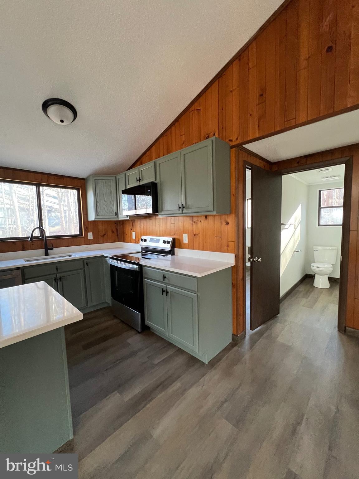 THE WOODS RESORT - Residential