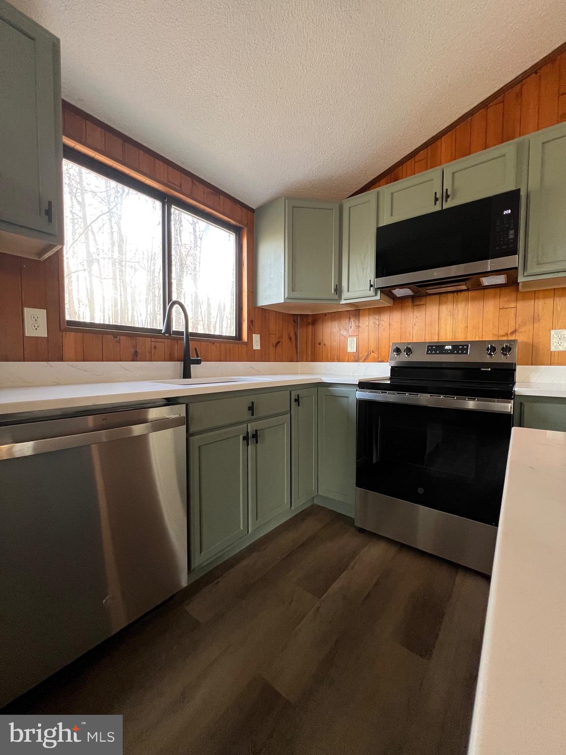 THE WOODS RESORT - Residential