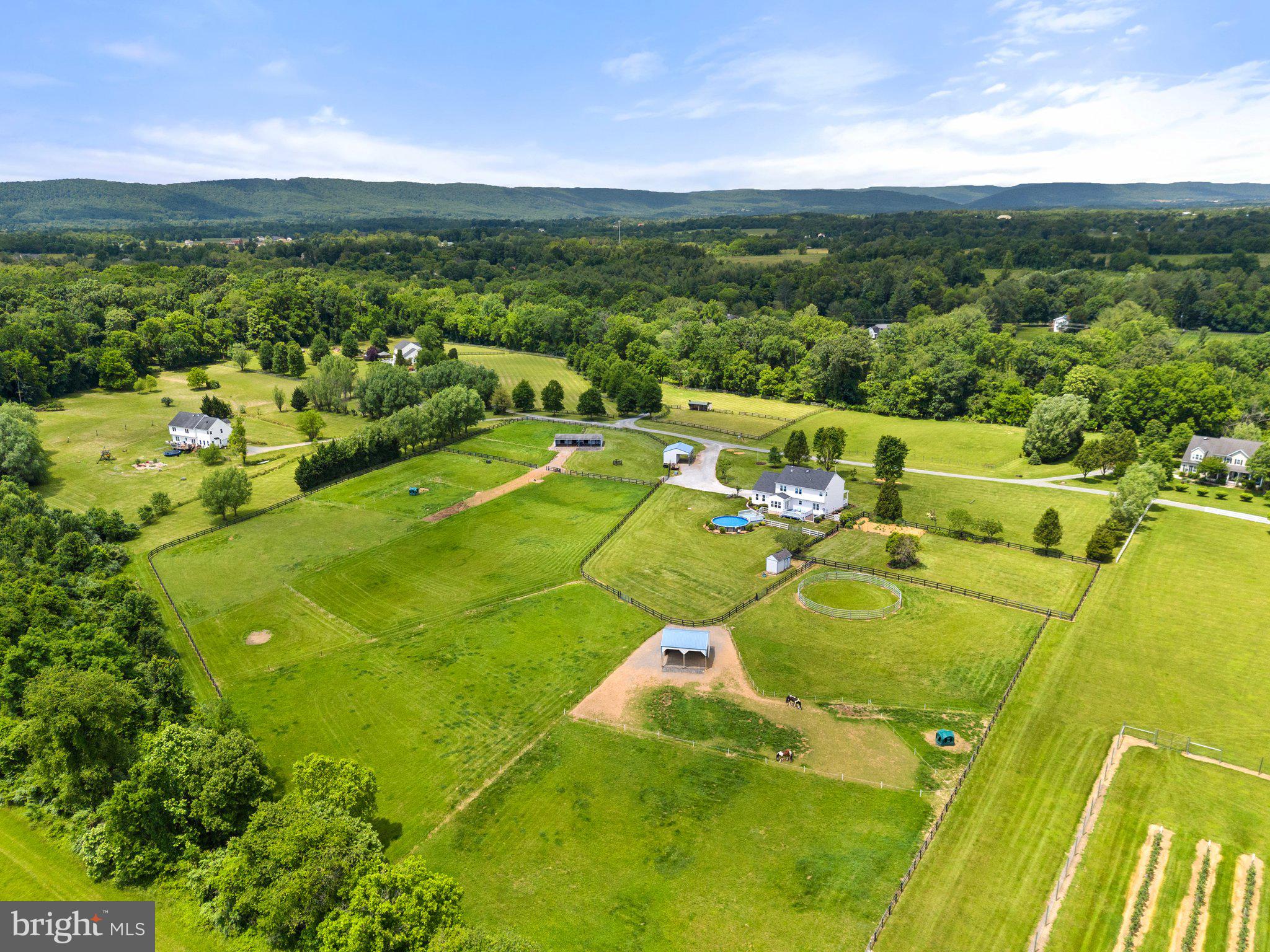 HAWTHORNE - Residential