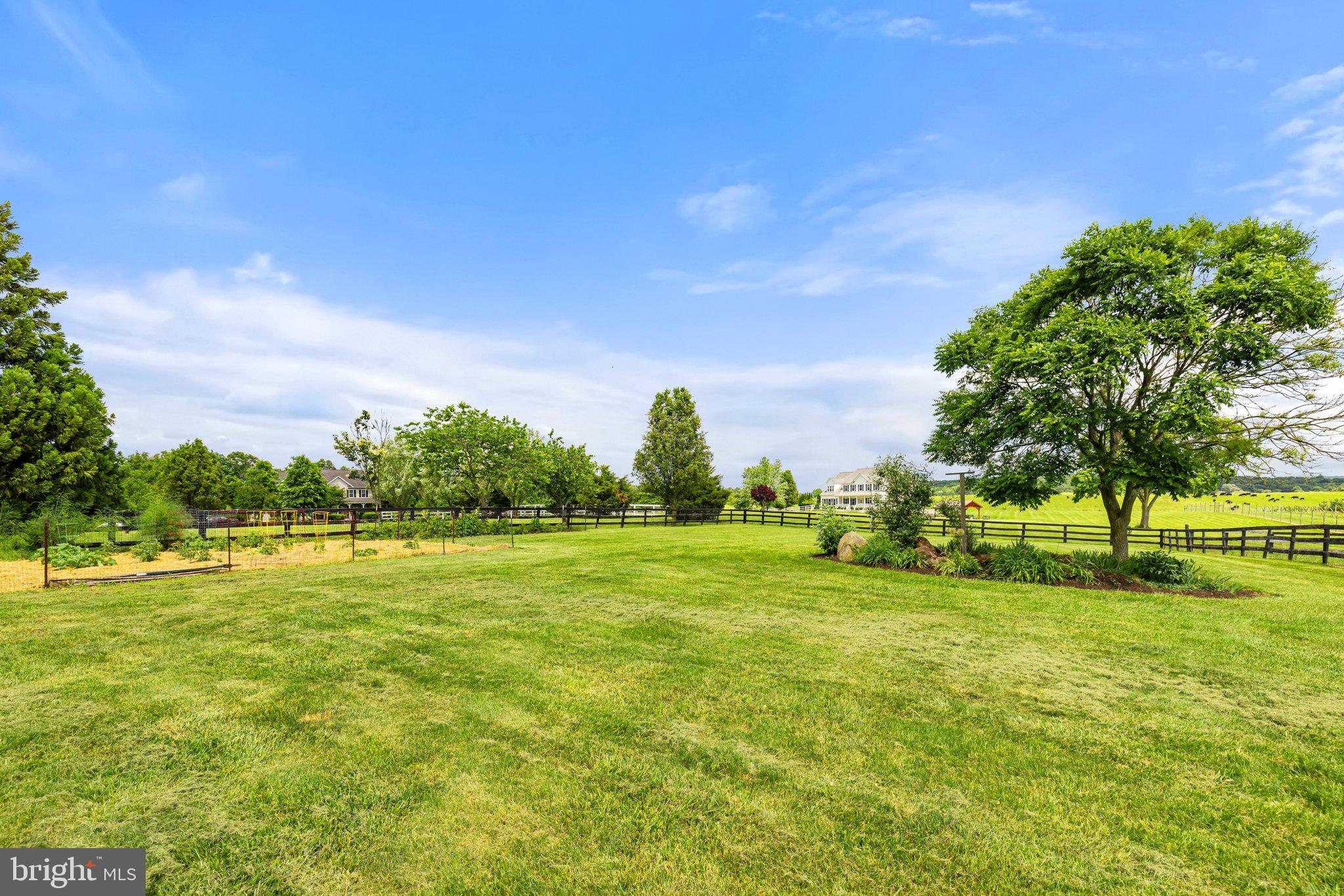 HAWTHORNE - Residential