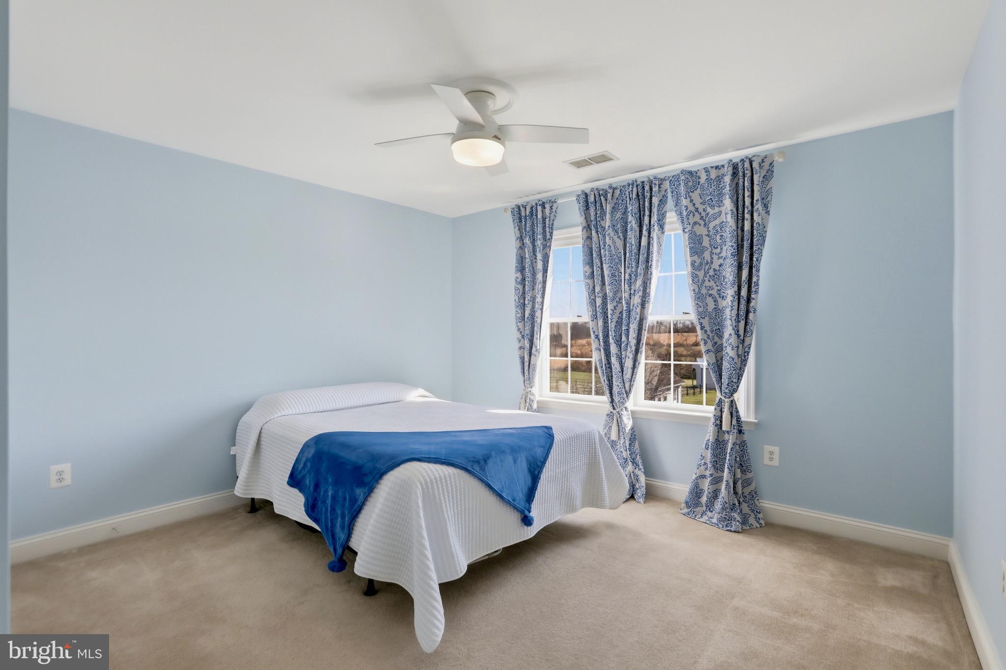 HAWTHORNE - Residential