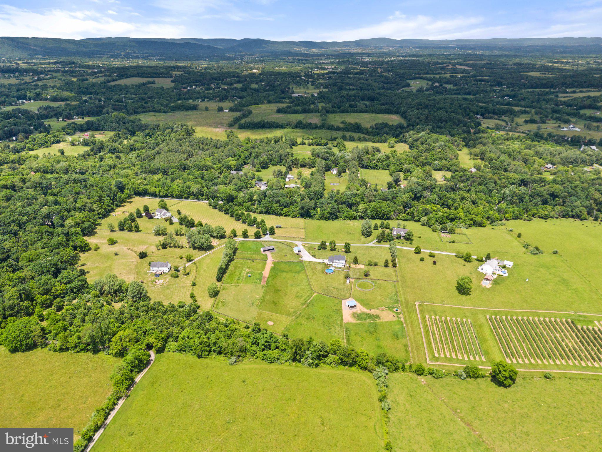 HAWTHORNE - Residential