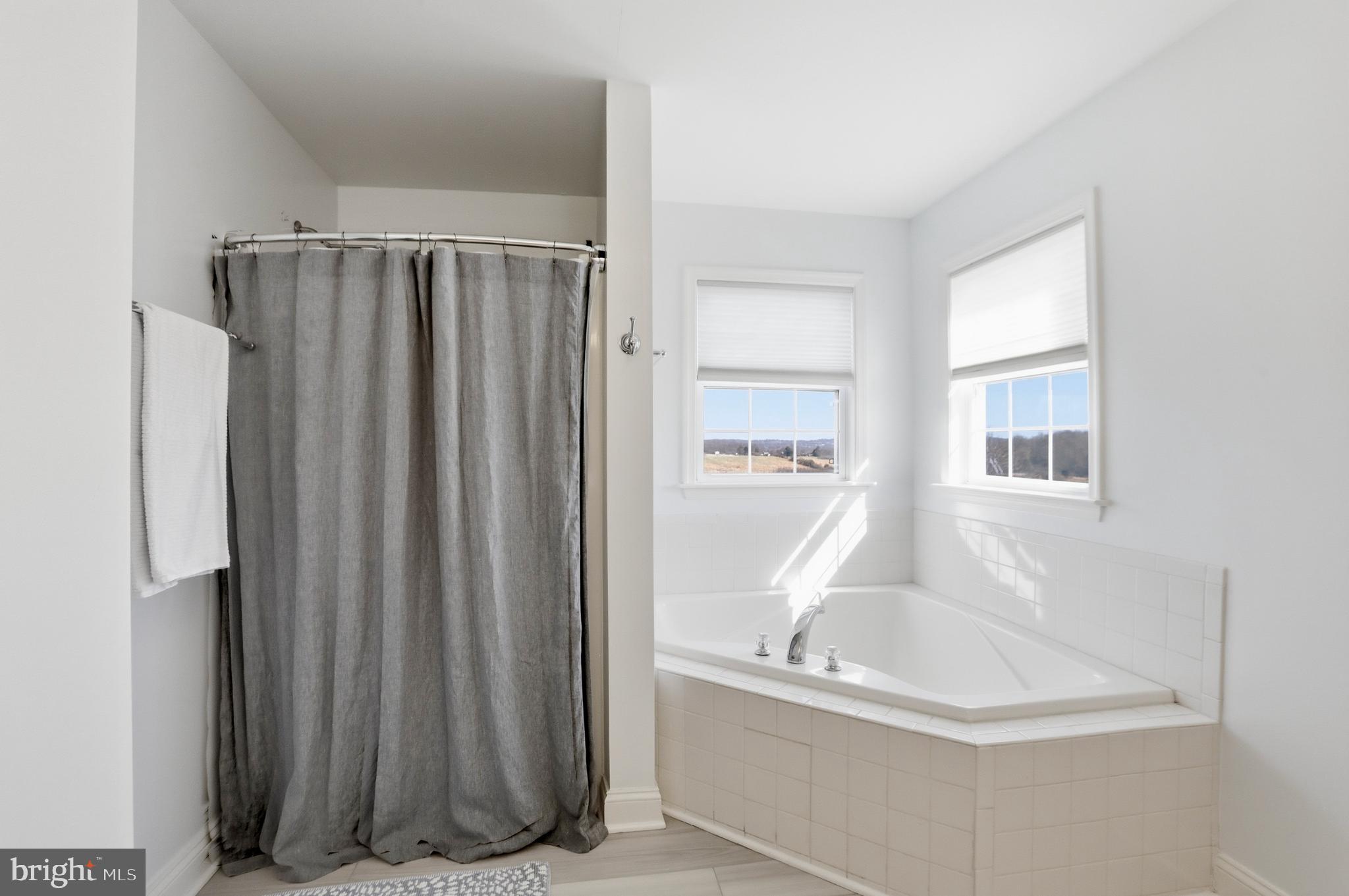 HAWTHORNE - Residential