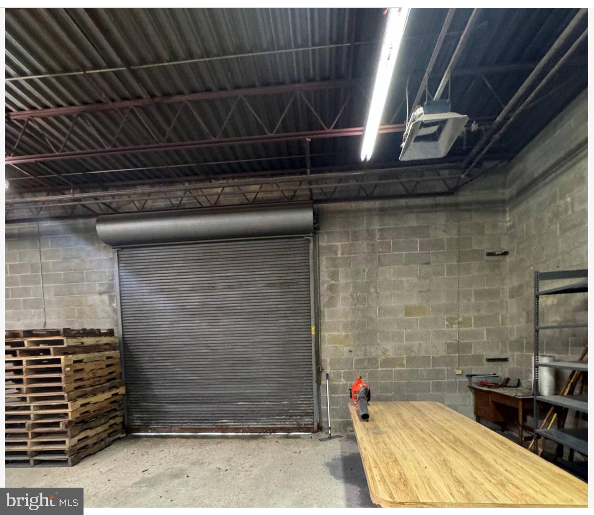 Exciting news! The esteemed Lawrence Park Industrial Business Center proudly presents an exceptional opportunity: 3,537 square feet of premium warehouse space now available for lease. This sought-after facility boasts a host of desirable features, including 3-phase electric supply, generous 12-foot-high ceilings to joist, and a convenient drive-in loading door. Convenience is paramount, with ample parking lot spaces provided for seamless operations. Situated with easy access to the Blue Route 476 and other major thoroughfares, transportation logistics are a breeze. Furthermore, the location's proximity to a plethora of restaurants and shopping destinations adds an extra layer of convenience for employees and visitors alike.
Local to Restaurants and other amenities.
Tenant pays Utilities.