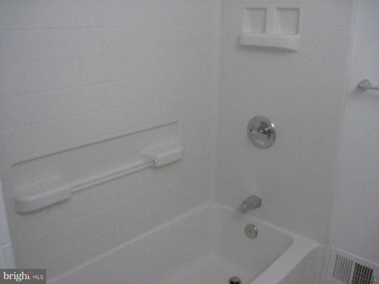 REISTERSWOOD - Residential