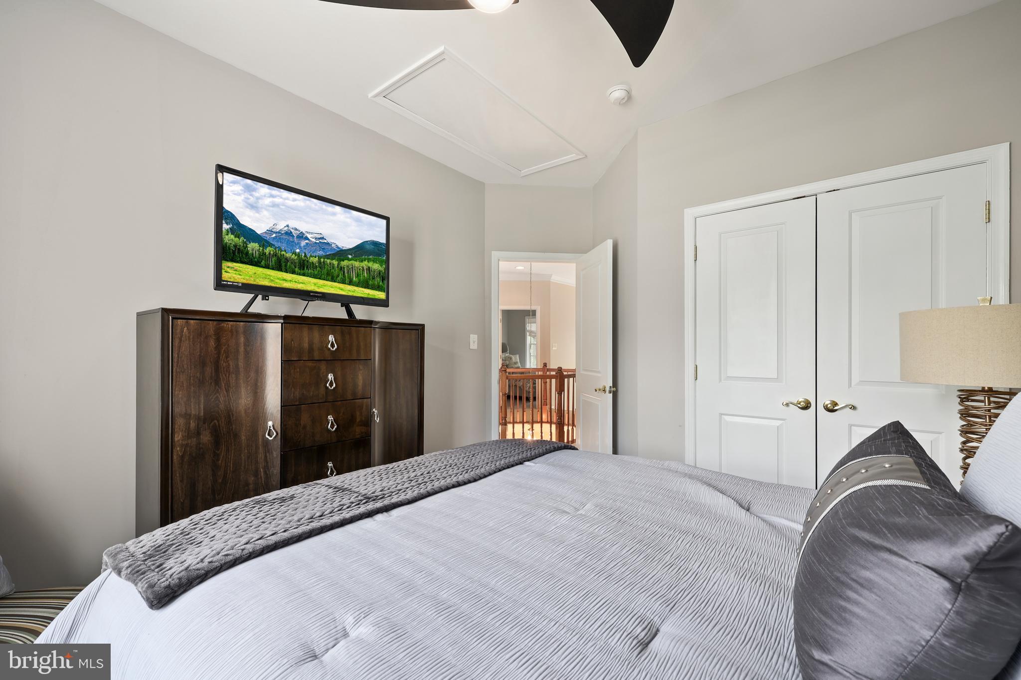 WHITE OAKS ESTATES - Residential