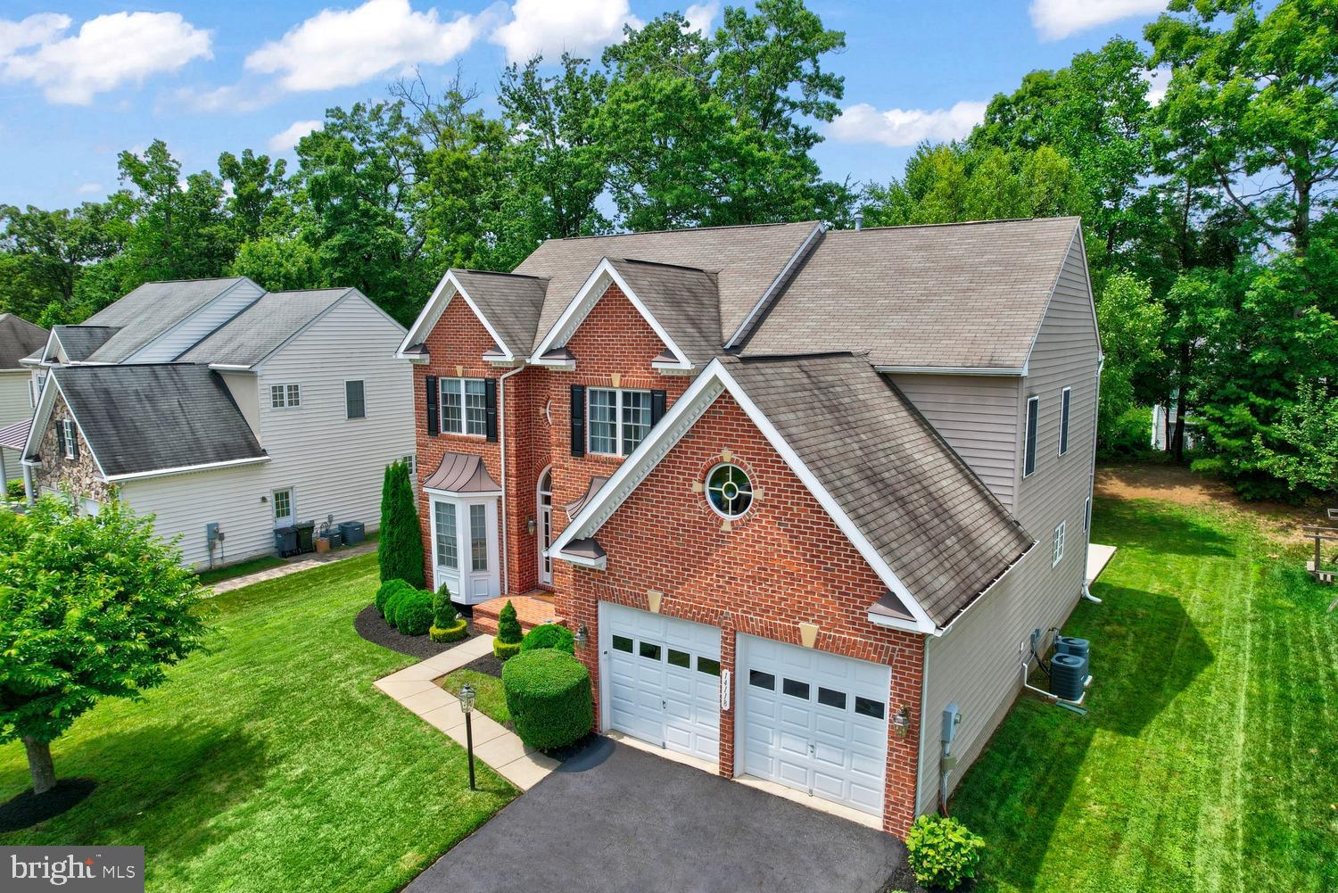 WHITE OAKS ESTATES - Residential