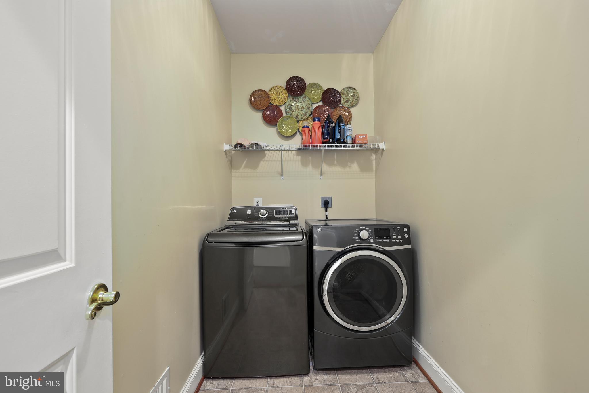 WHITE OAKS ESTATES - Residential