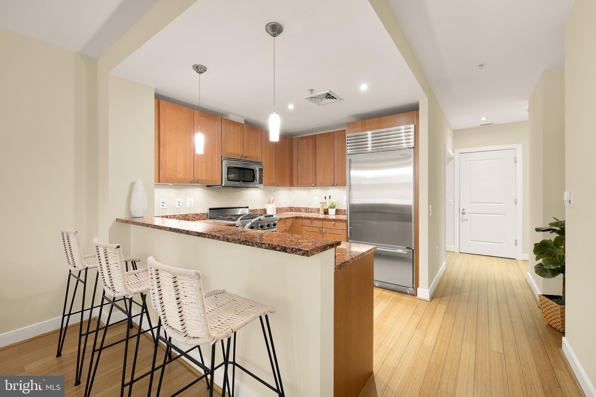 2425 L STREET NW 234