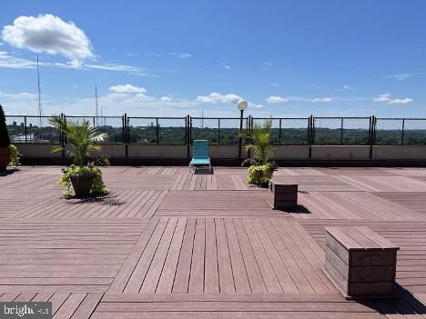 CHEVY CHASE - Residential