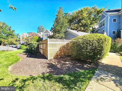 Tiny photo for 7660 Willow Point Drive, FALLS CHURCH, VA 22042 (MLS # VAFX2319408)