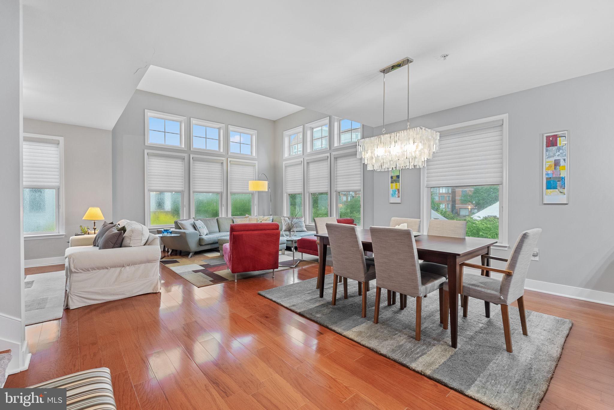 COURTHOUSE - Residential Lease