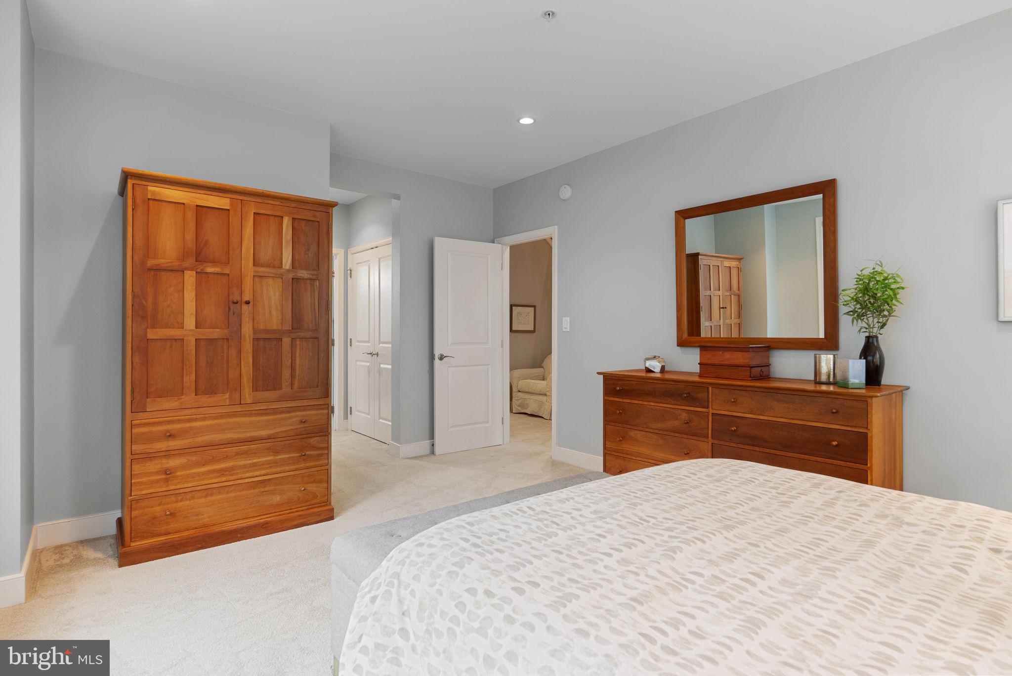 COURTHOUSE - Residential Lease