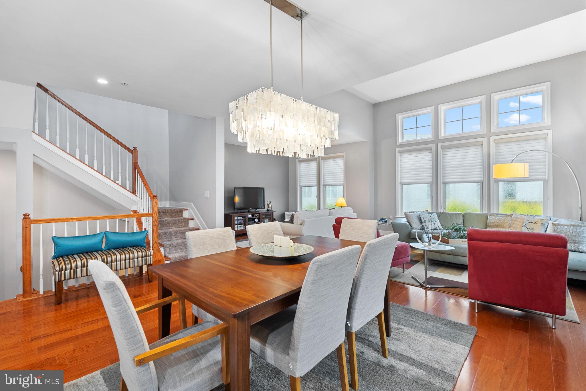 COURTHOUSE - Residential Lease