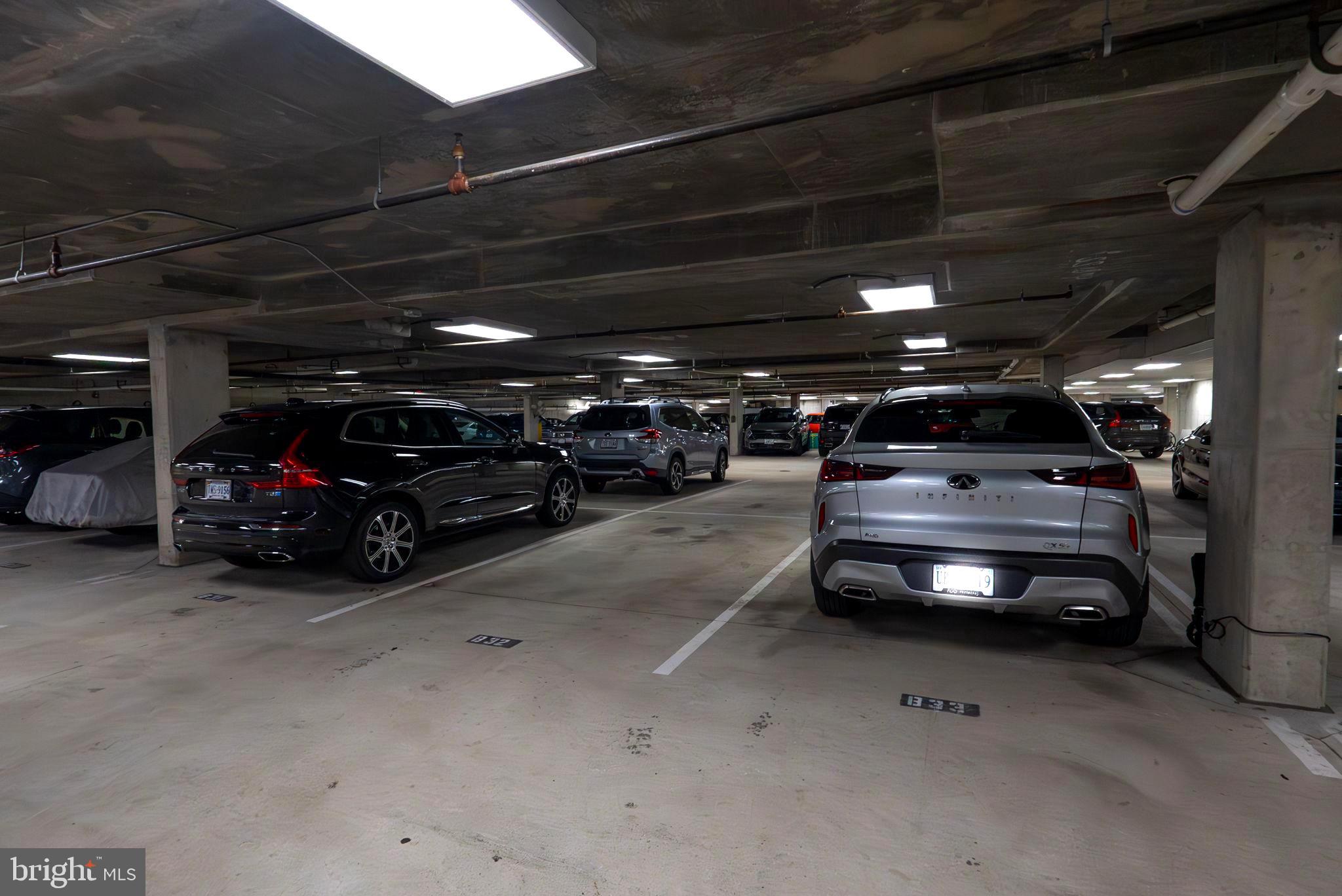 COURTHOUSE - Residential Lease