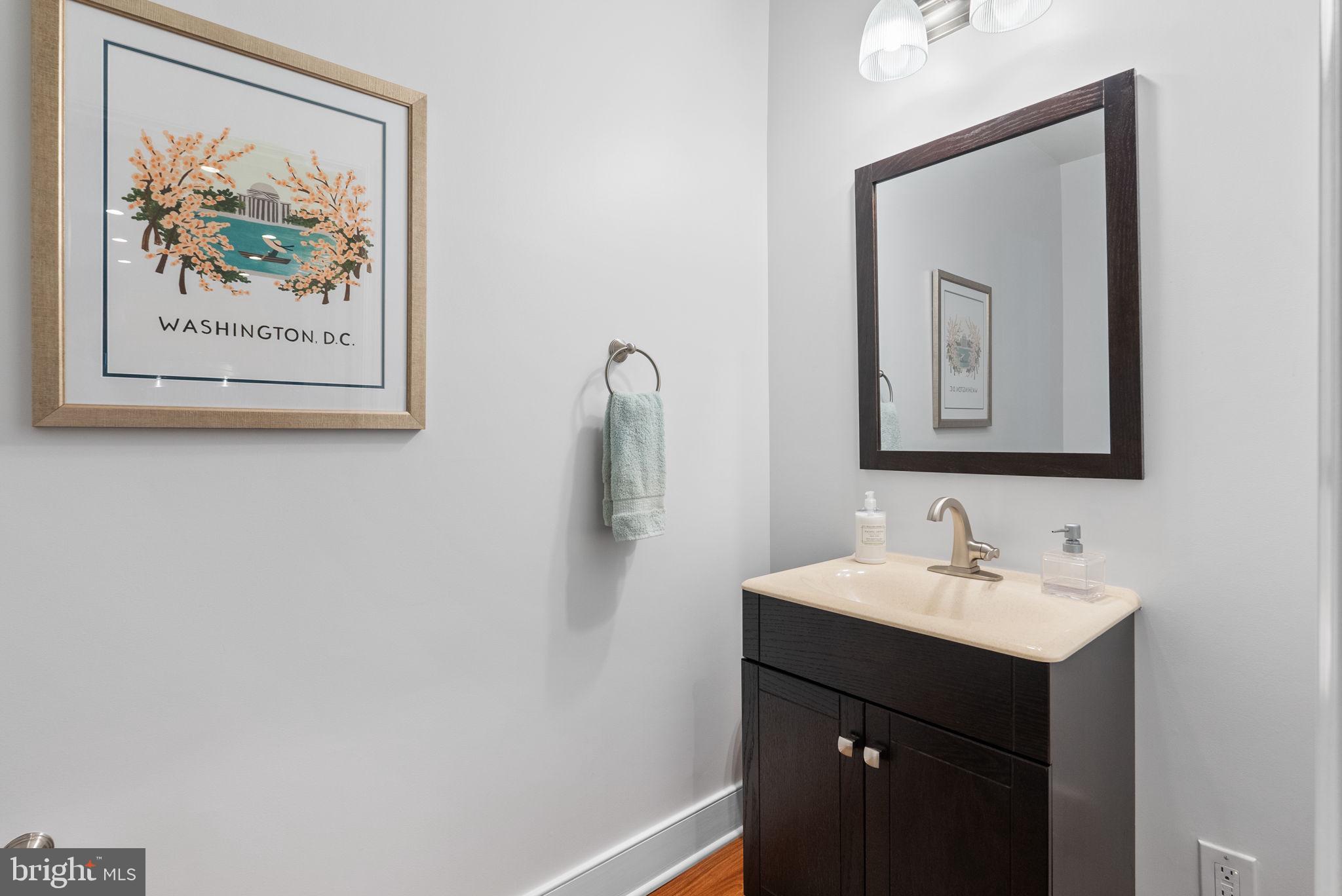 COURTHOUSE - Residential Lease