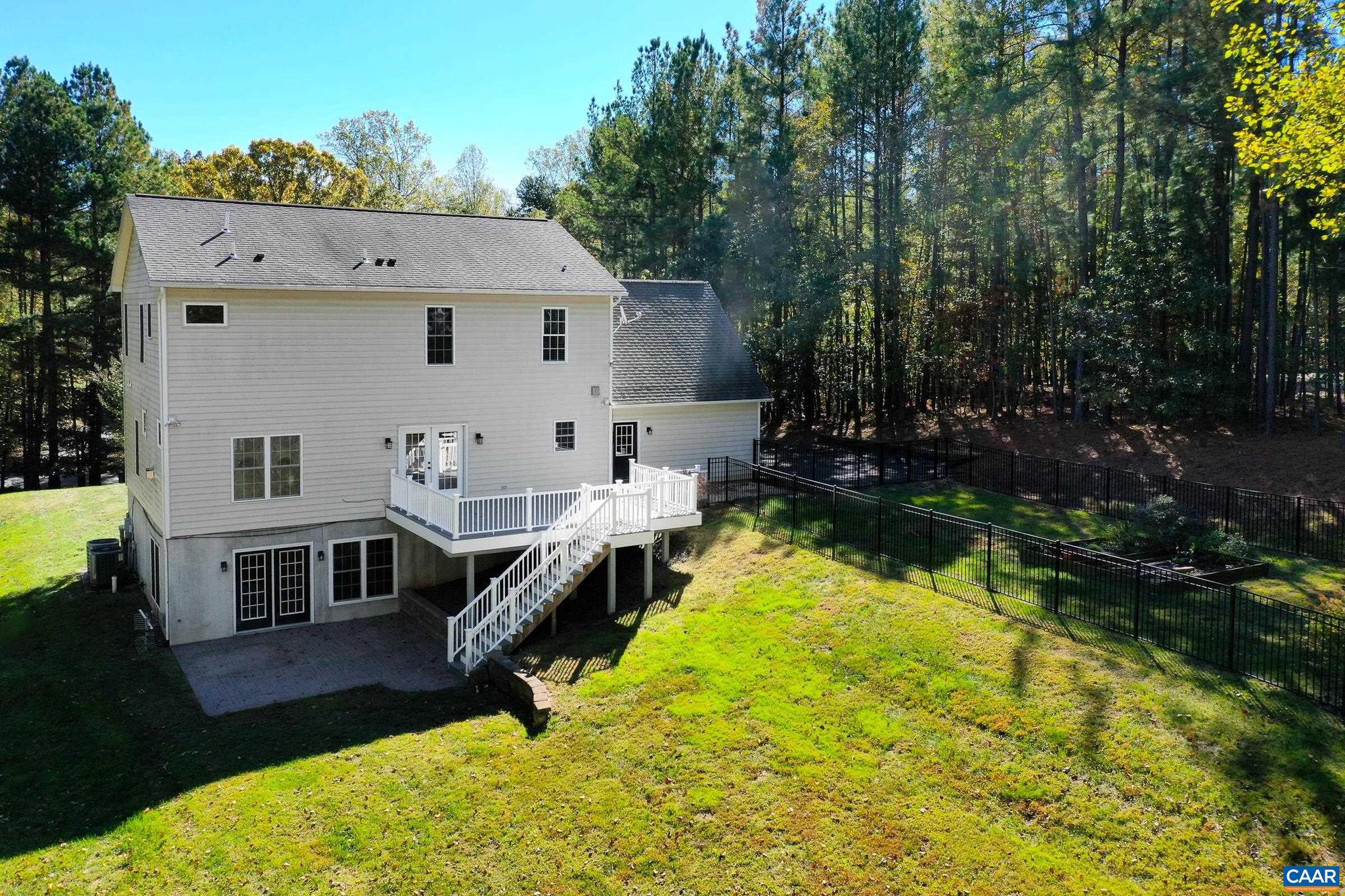 PREDDY CREEK - Residential