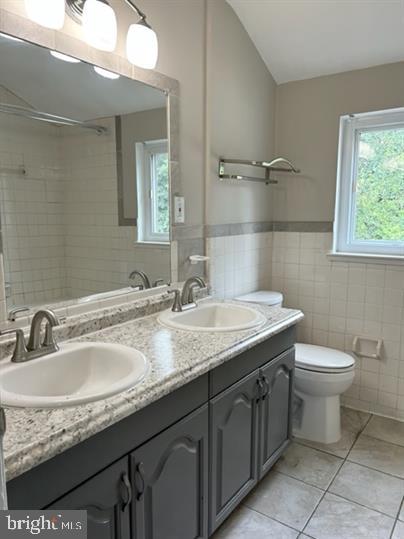 BEECHFIELD - Residential Lease