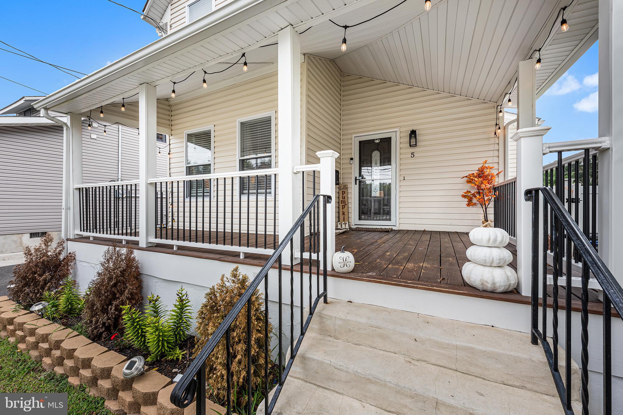 5 S WHITE HORSE PIKE