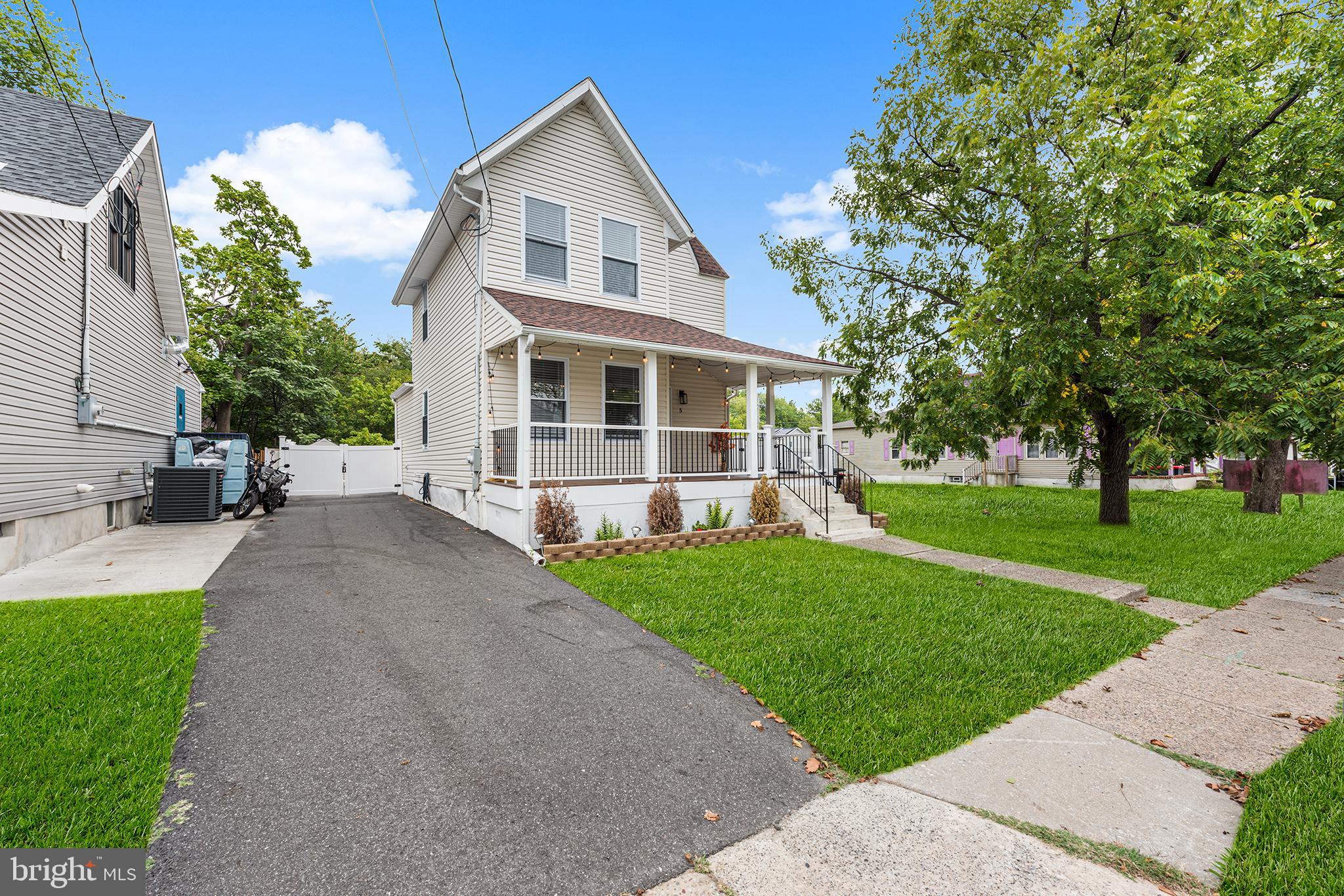 5 S WHITE HORSE PIKE