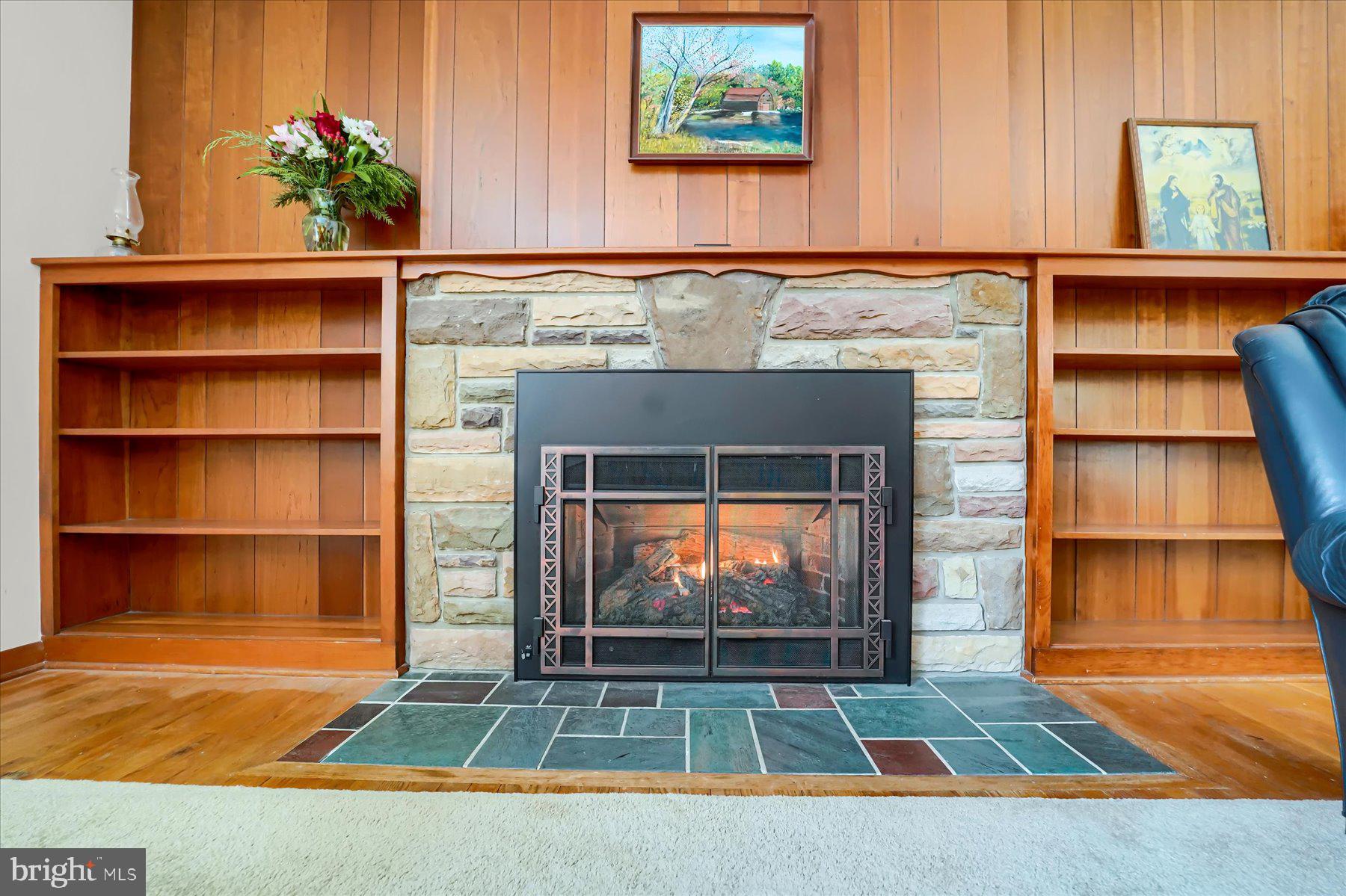 HARRIS ACRES - Residential