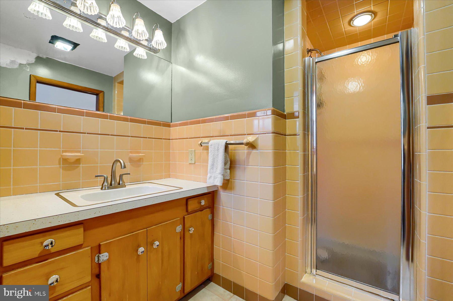 HARRIS ACRES - Residential