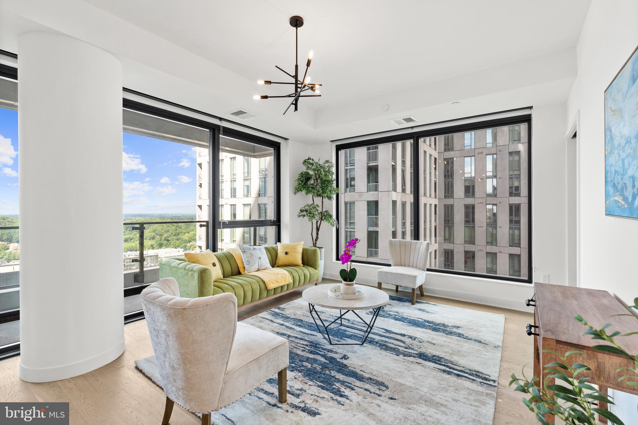 THE BORO TYSONS - Residential