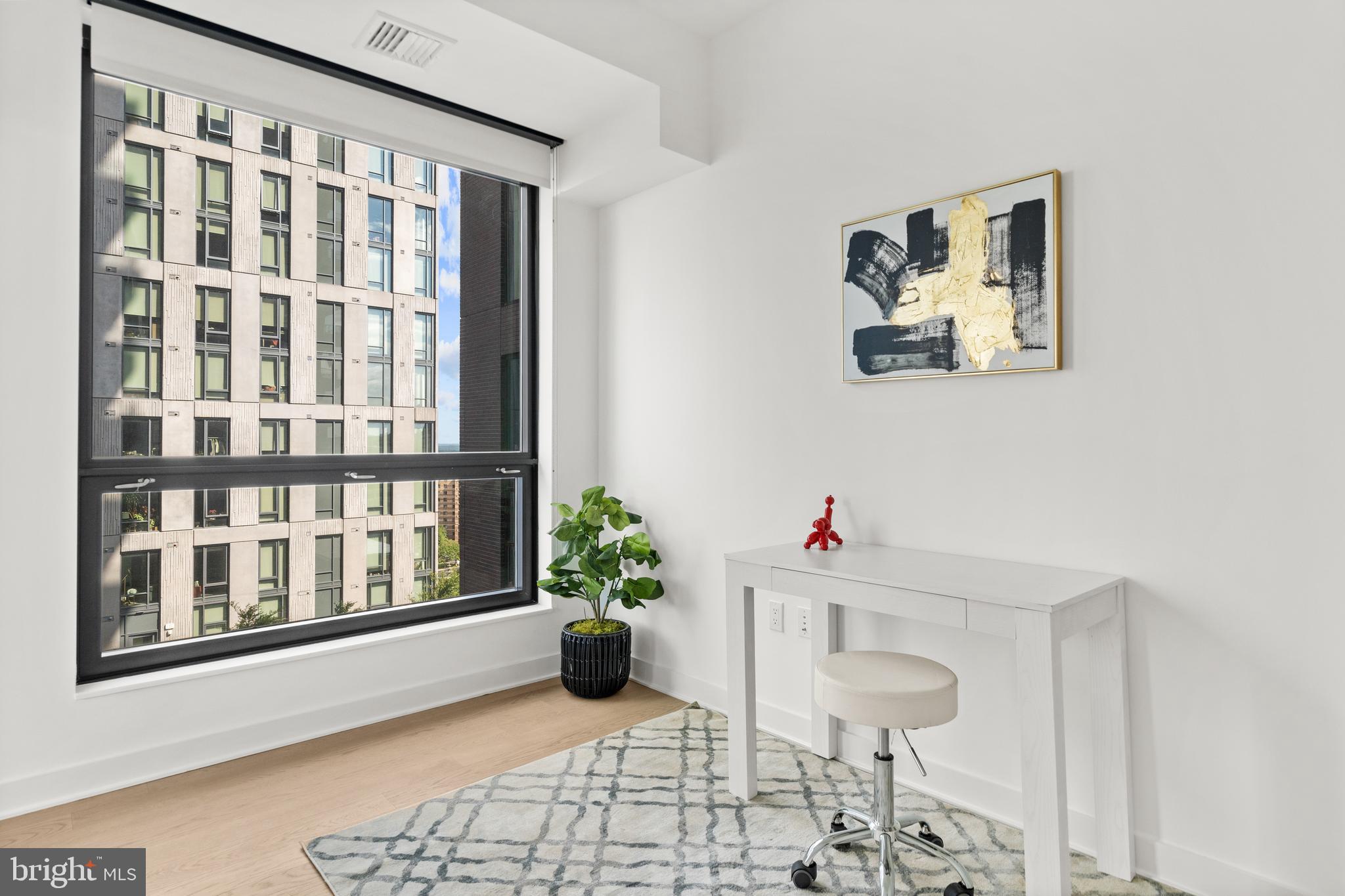 THE BORO TYSONS - Residential