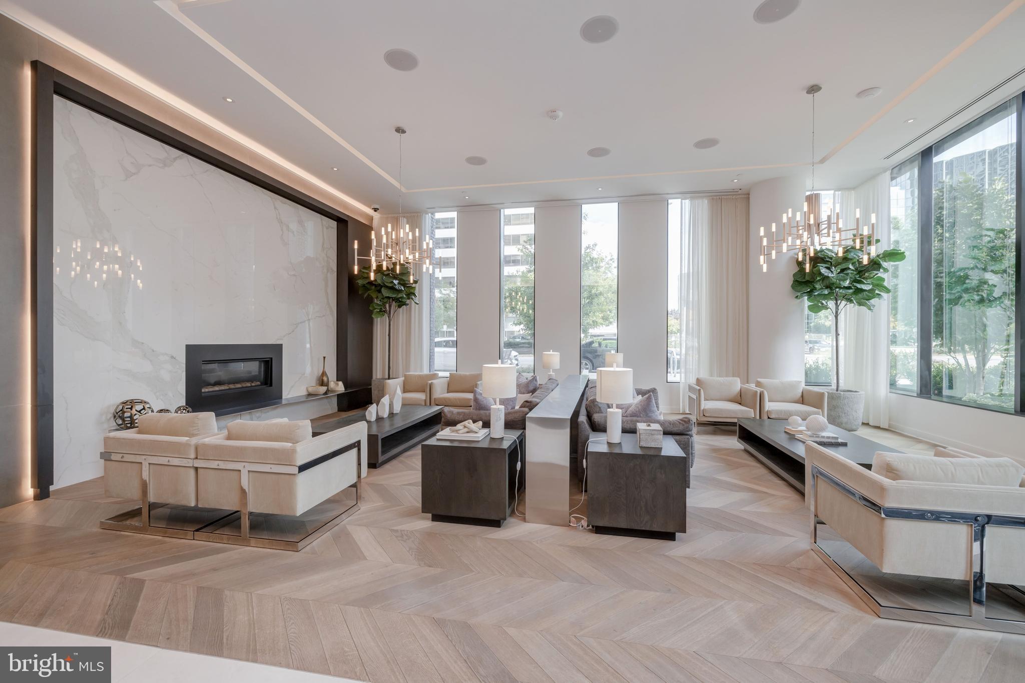 THE BORO TYSONS - Residential