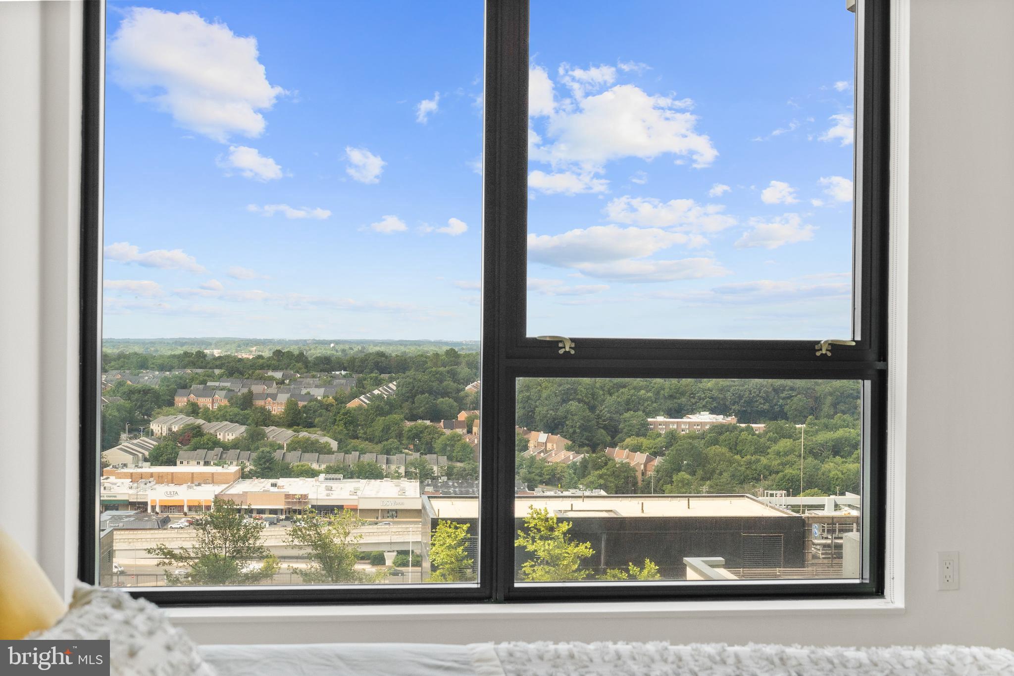 THE BORO TYSONS - Residential