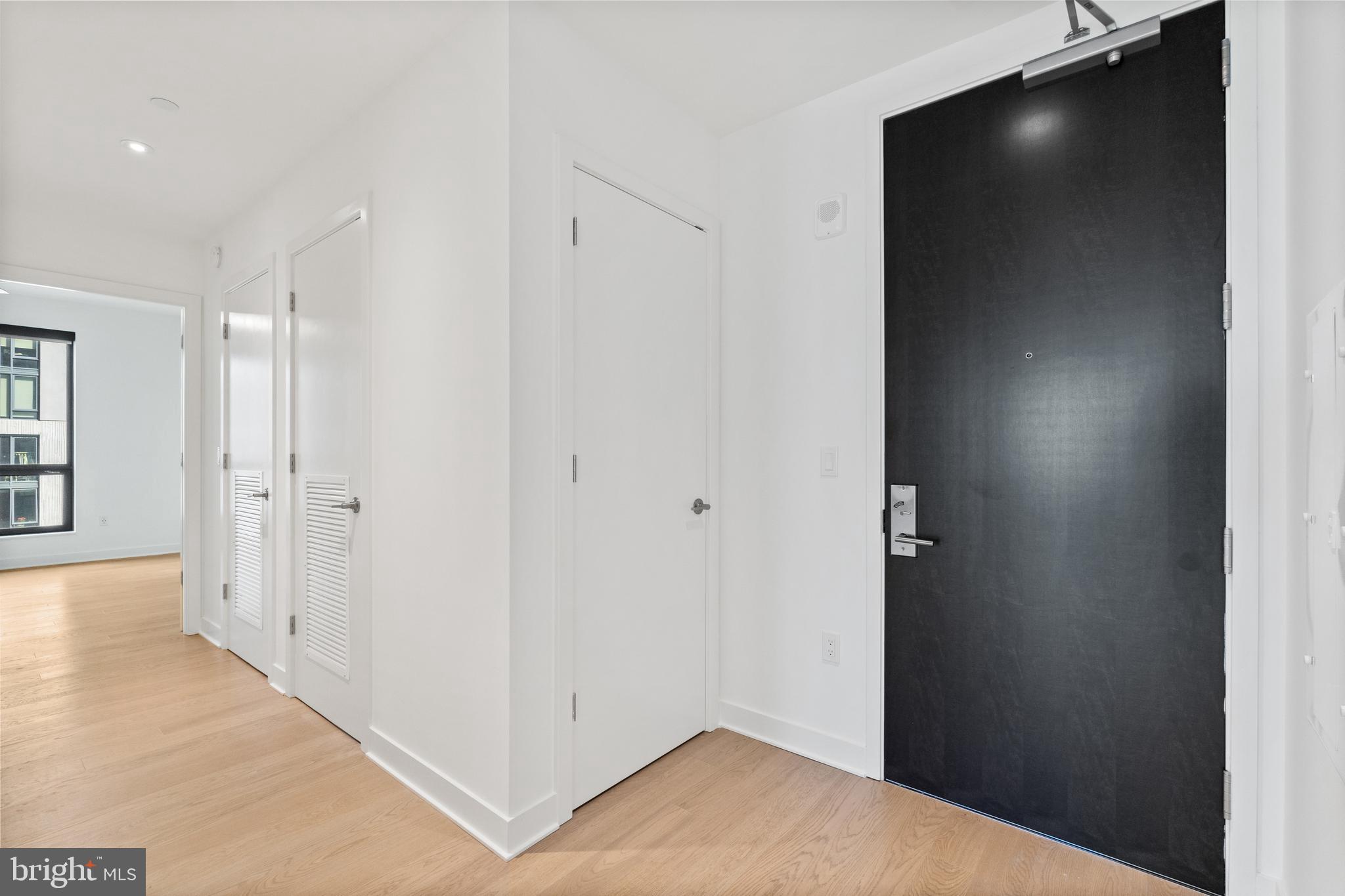 THE BORO TYSONS - Residential