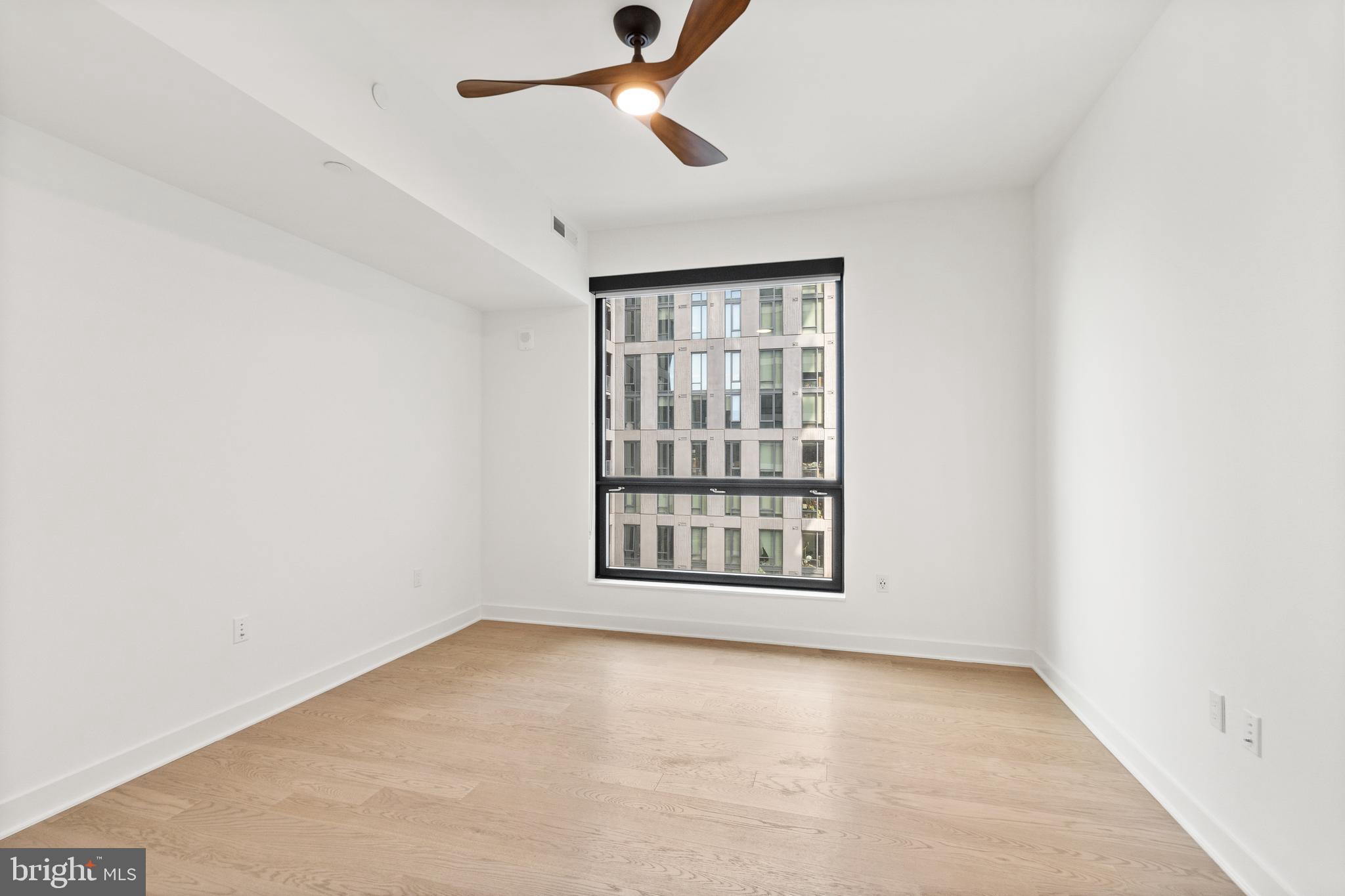 THE BORO TYSONS - Residential