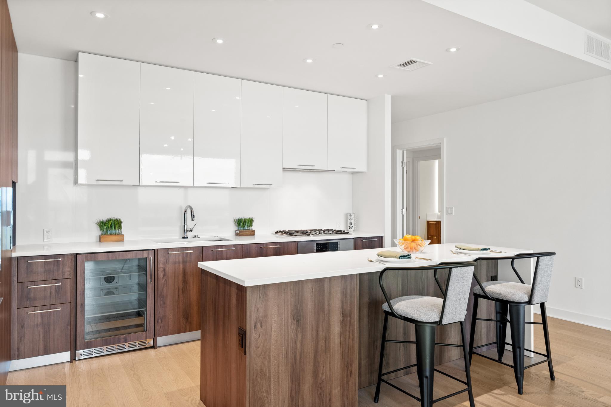 THE BORO TYSONS - Residential