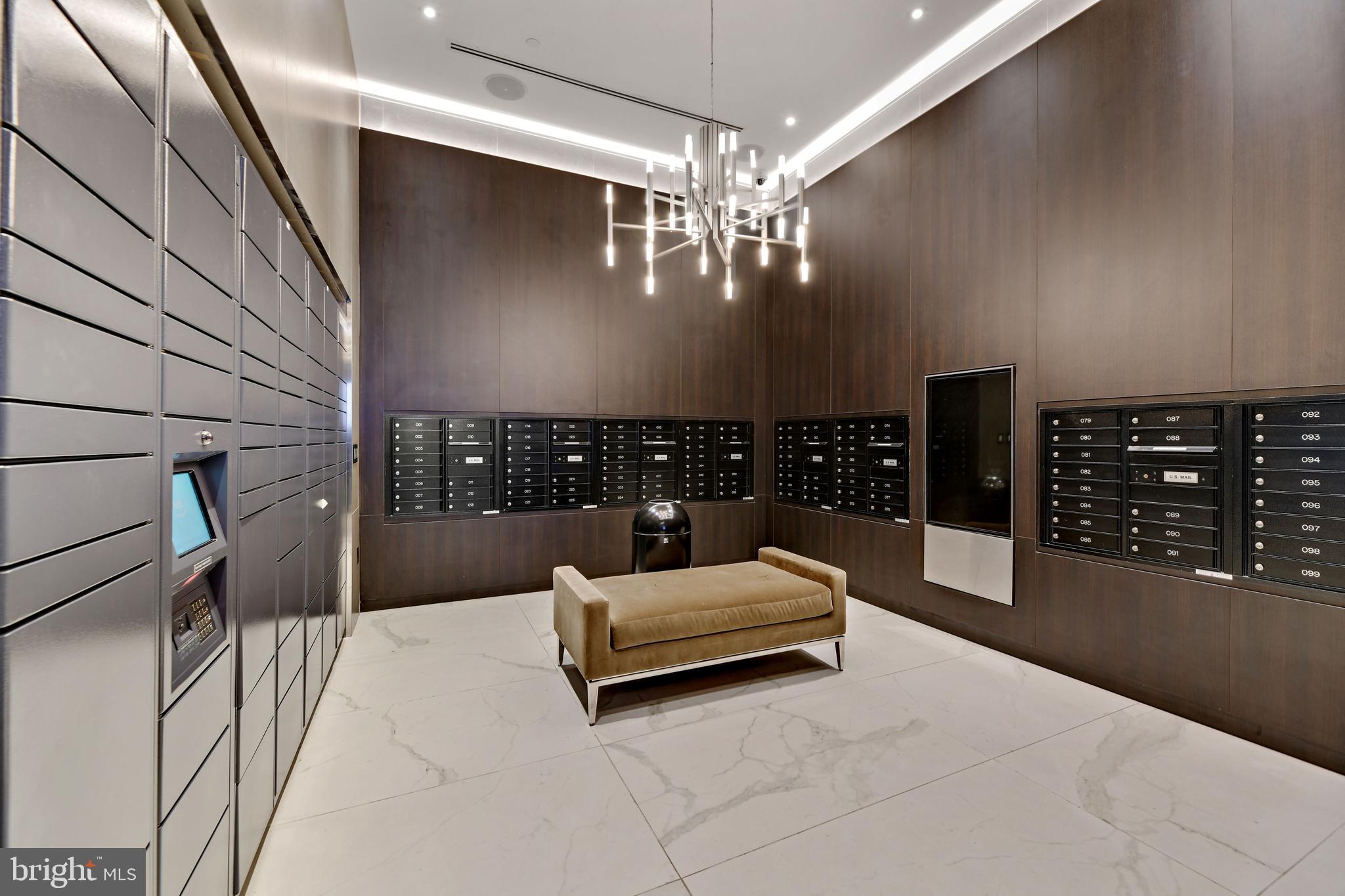 THE BORO TYSONS - Residential