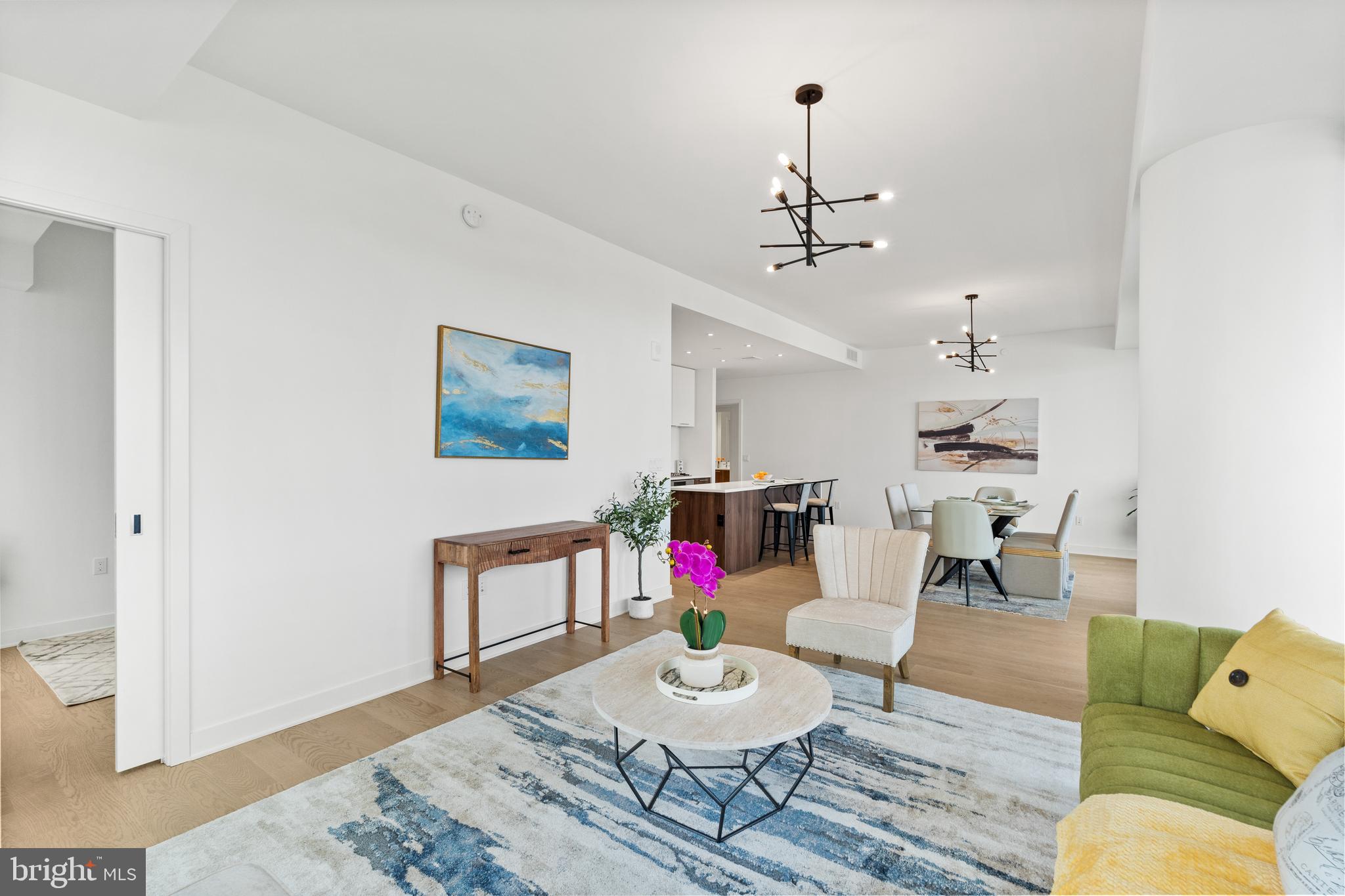 THE BORO TYSONS - Residential