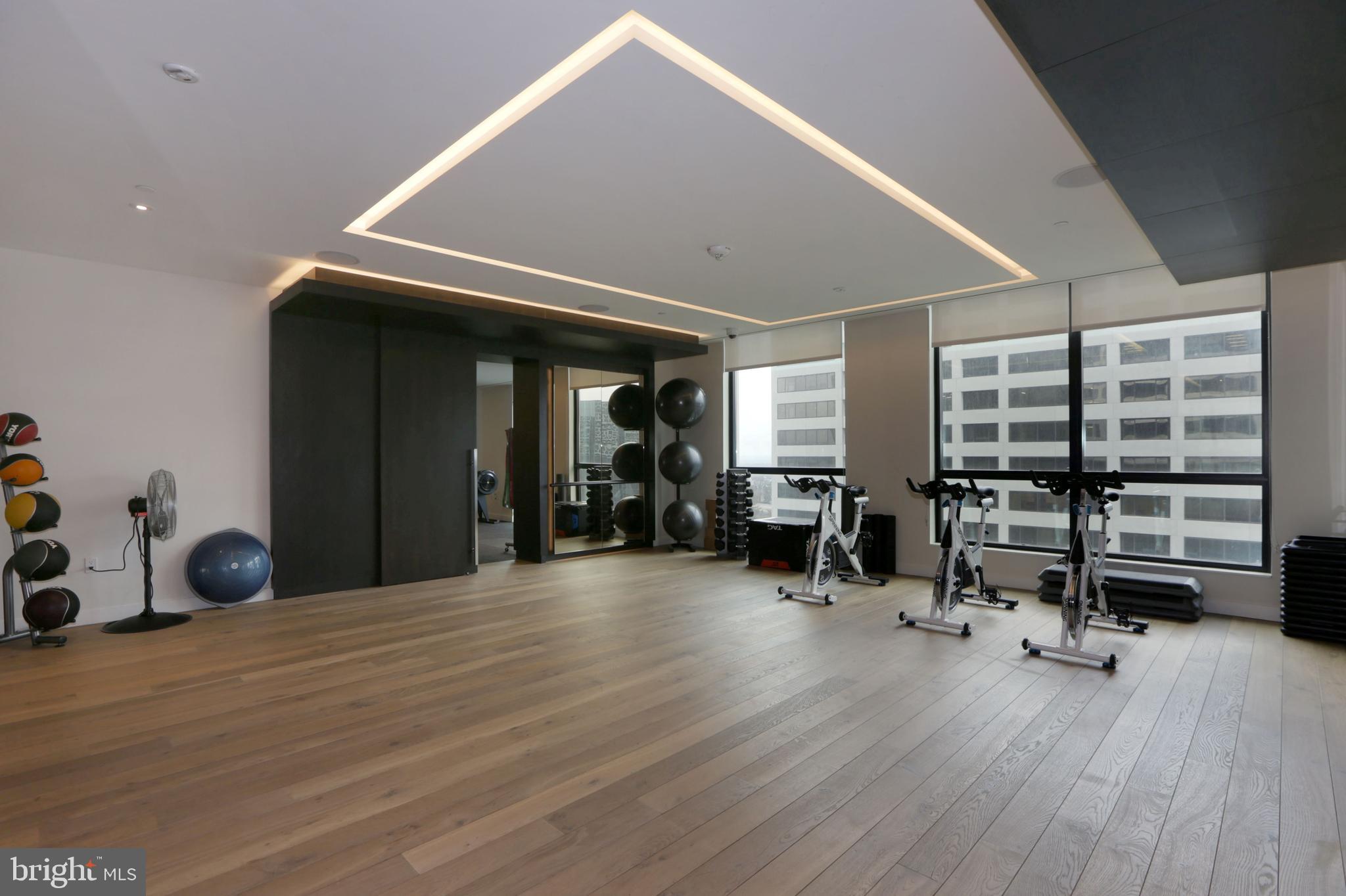 THE BORO TYSONS - Residential