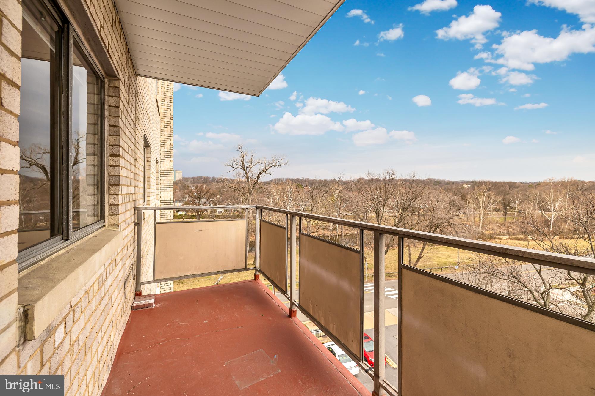 PAVILION ON THE PARK - Residential Lease