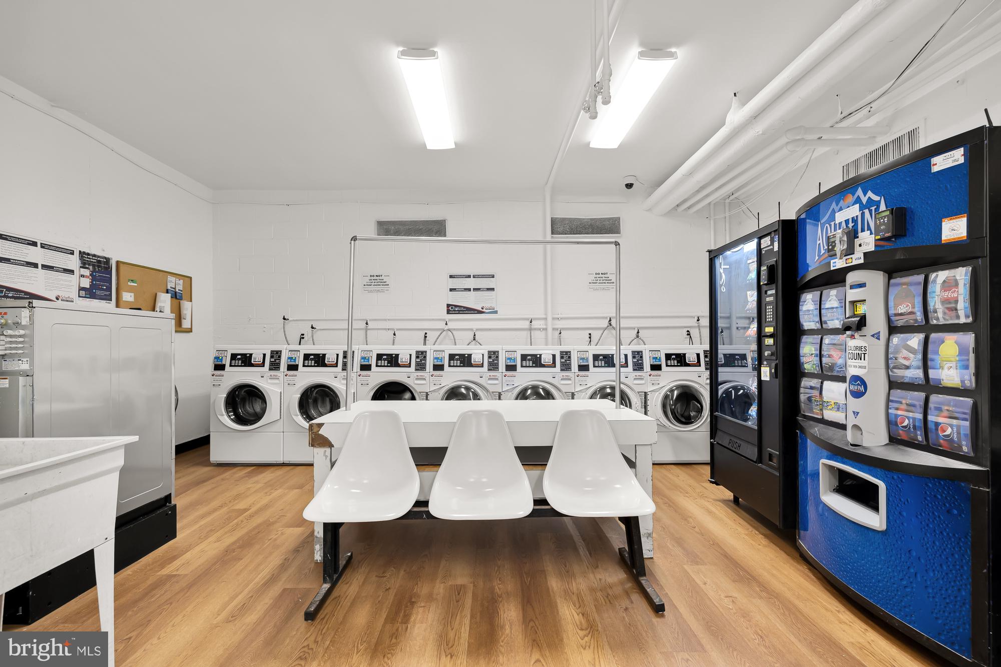 PAVILION ON THE PARK - Residential Lease