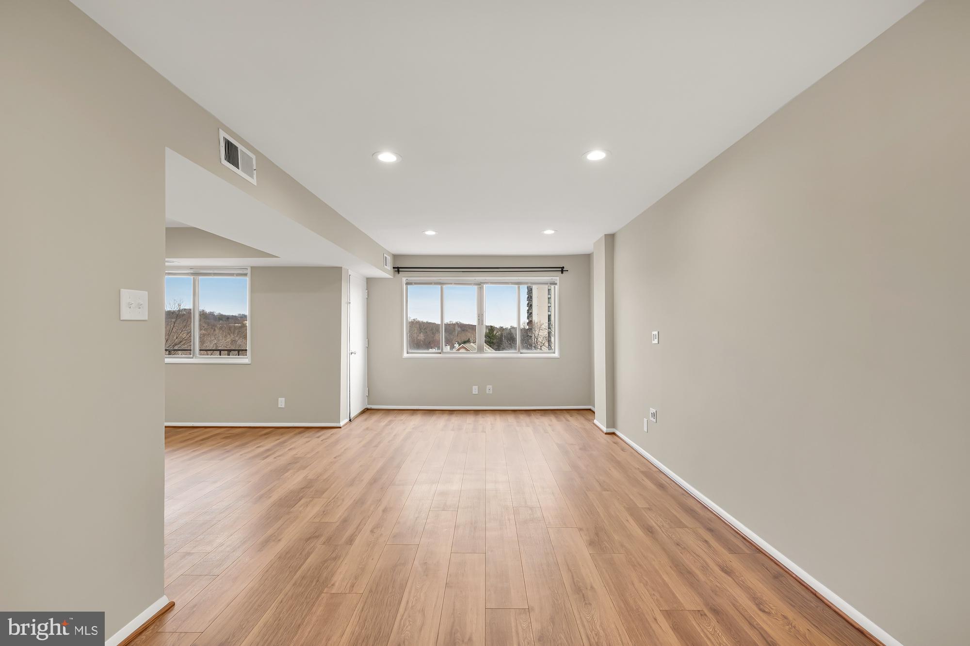 PAVILION ON THE PARK - Residential Lease