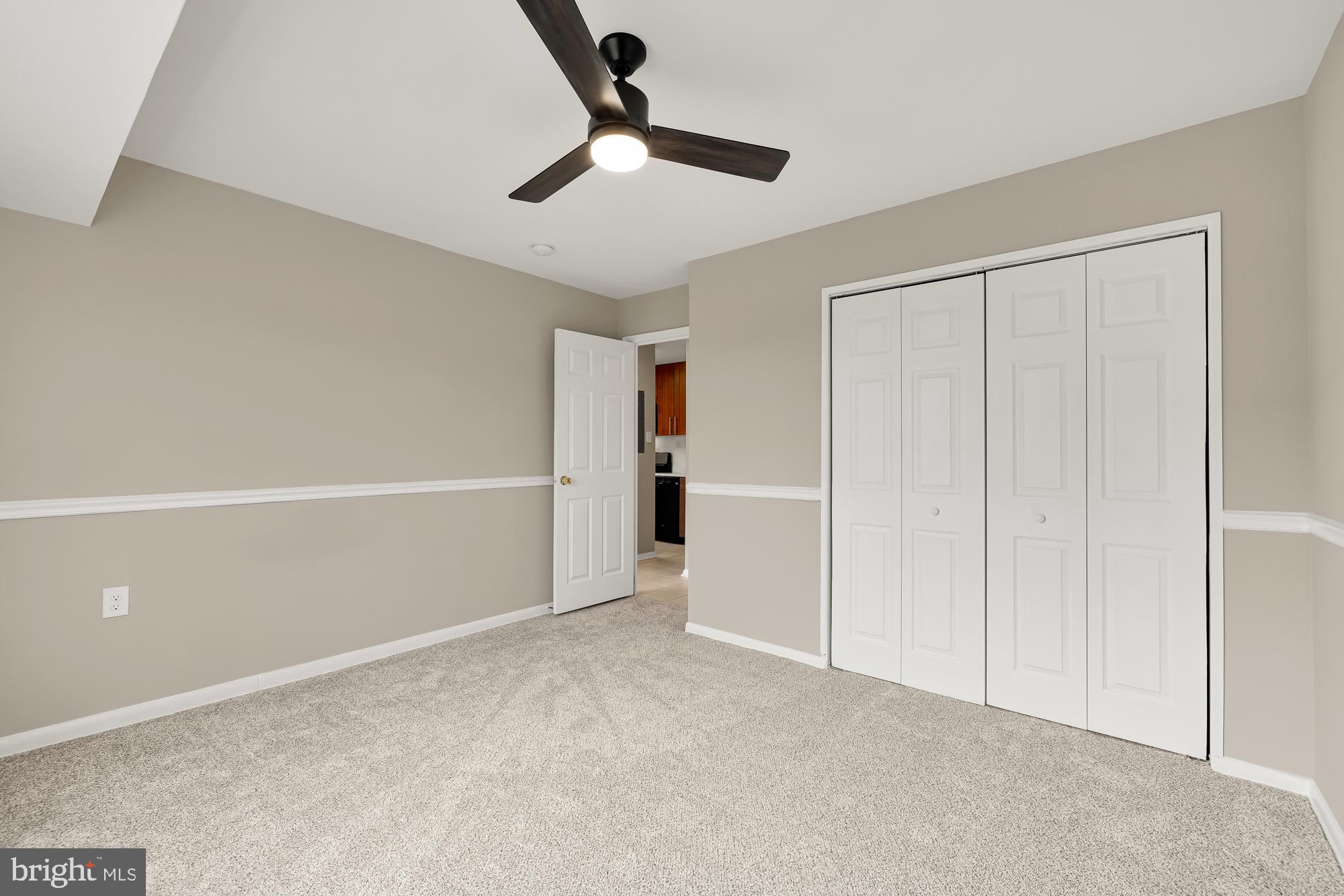 PAVILION ON THE PARK - Residential Lease