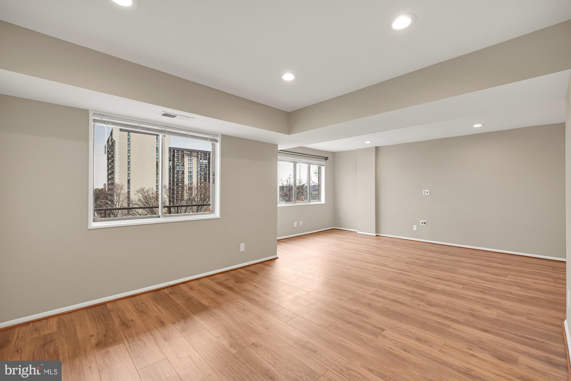 PAVILION ON THE PARK - Residential Lease