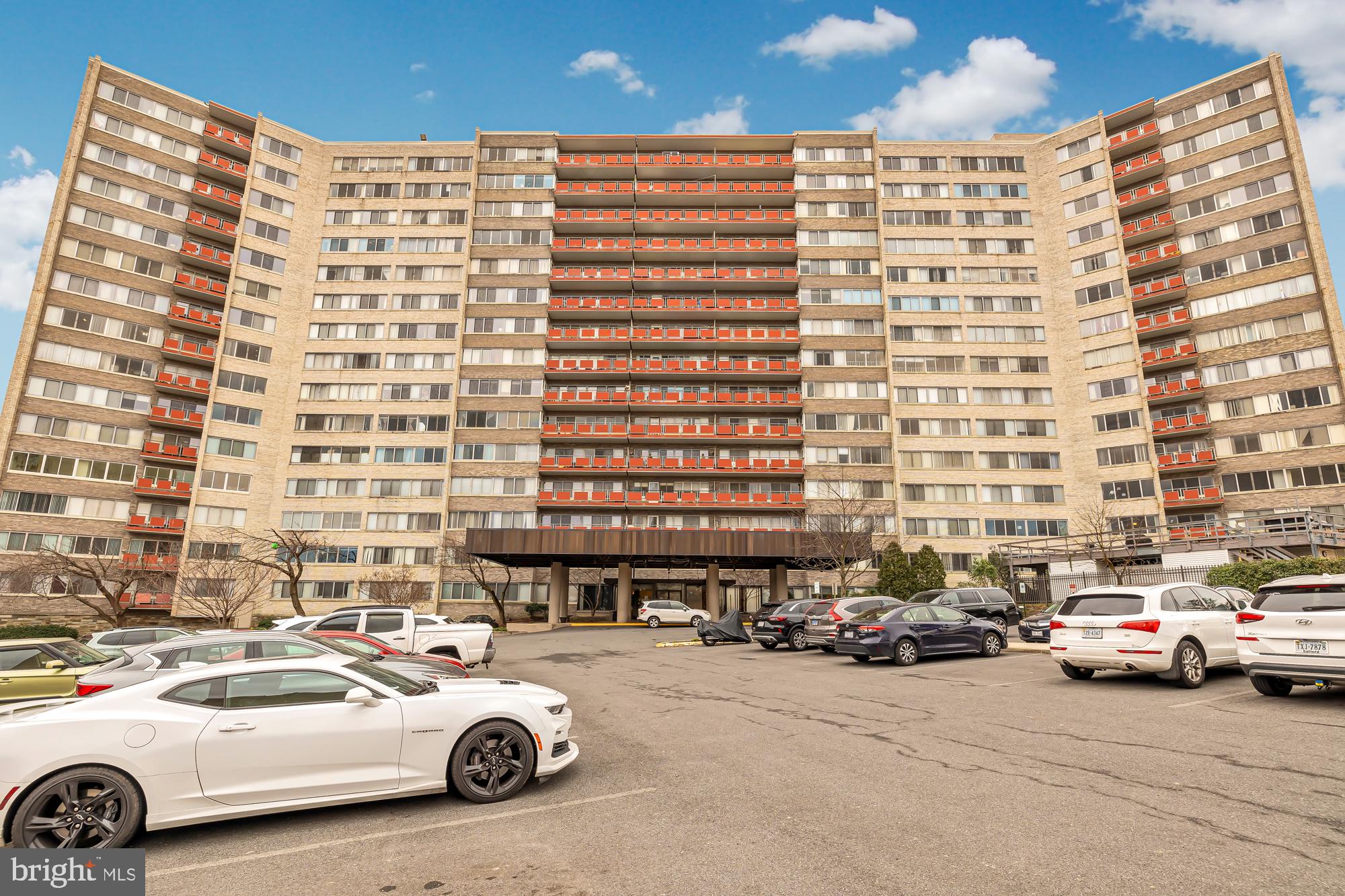 PAVILION ON THE PARK - Residential Lease