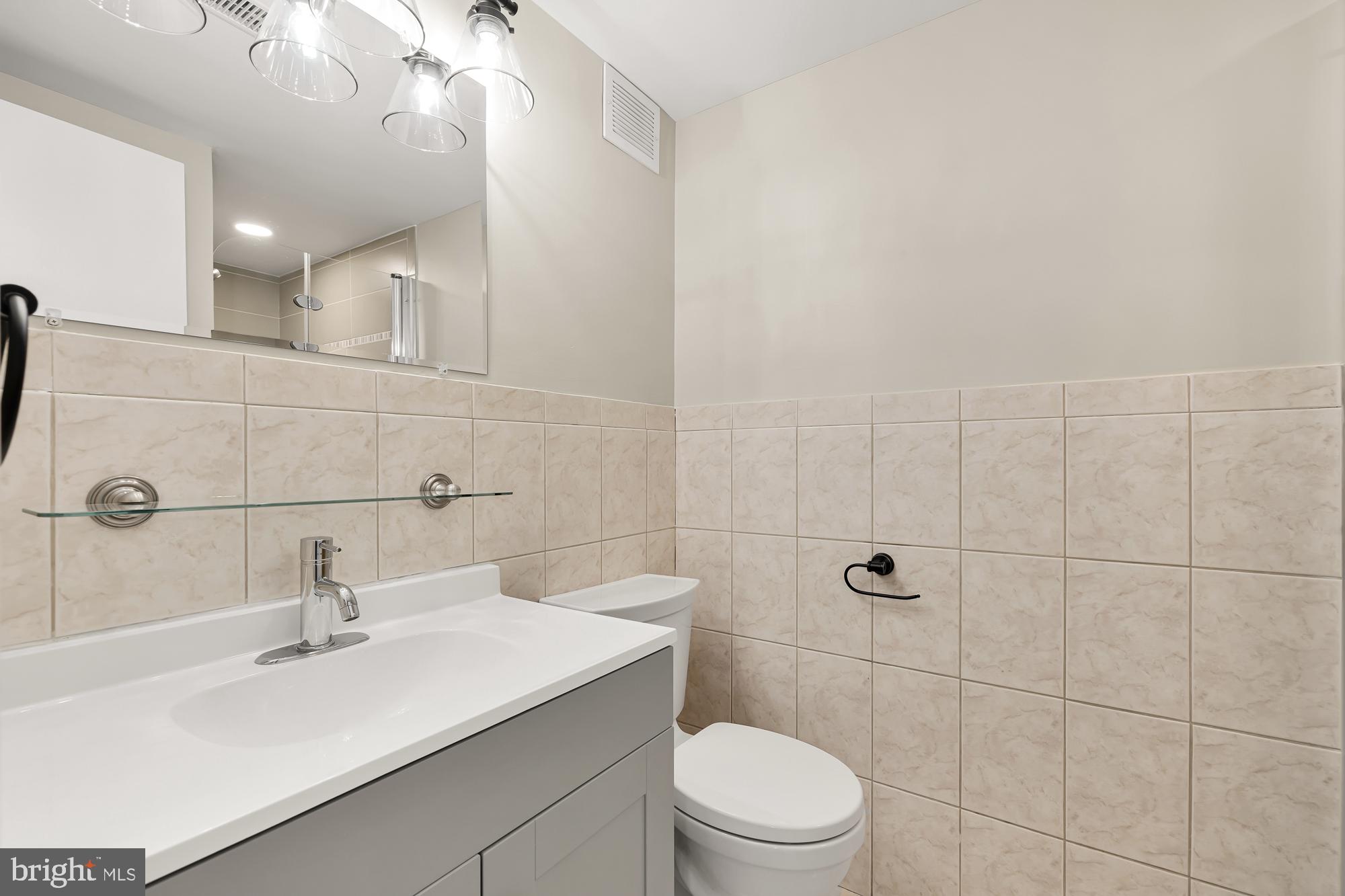 PAVILION ON THE PARK - Residential Lease