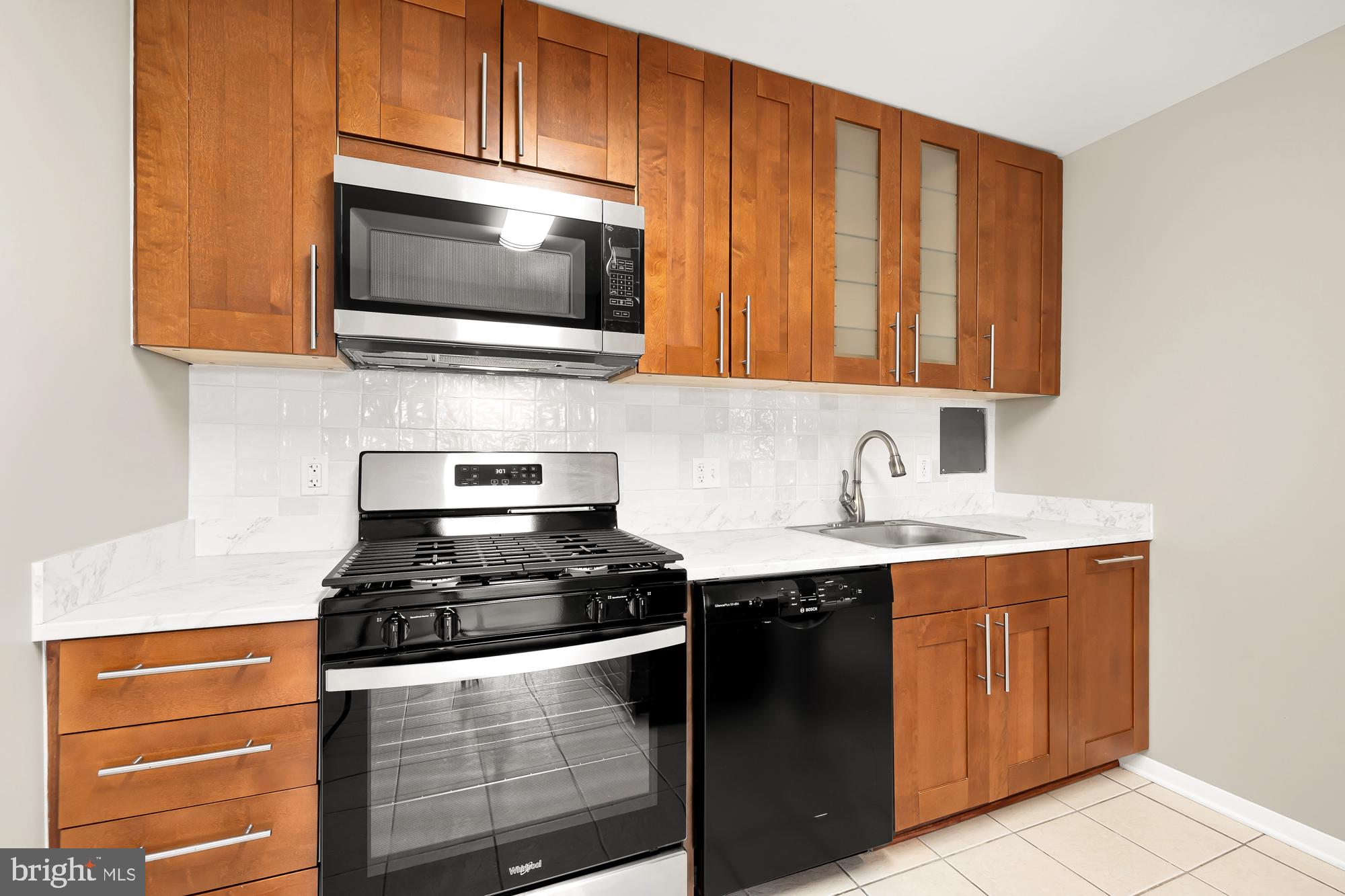 PAVILION ON THE PARK - Residential Lease