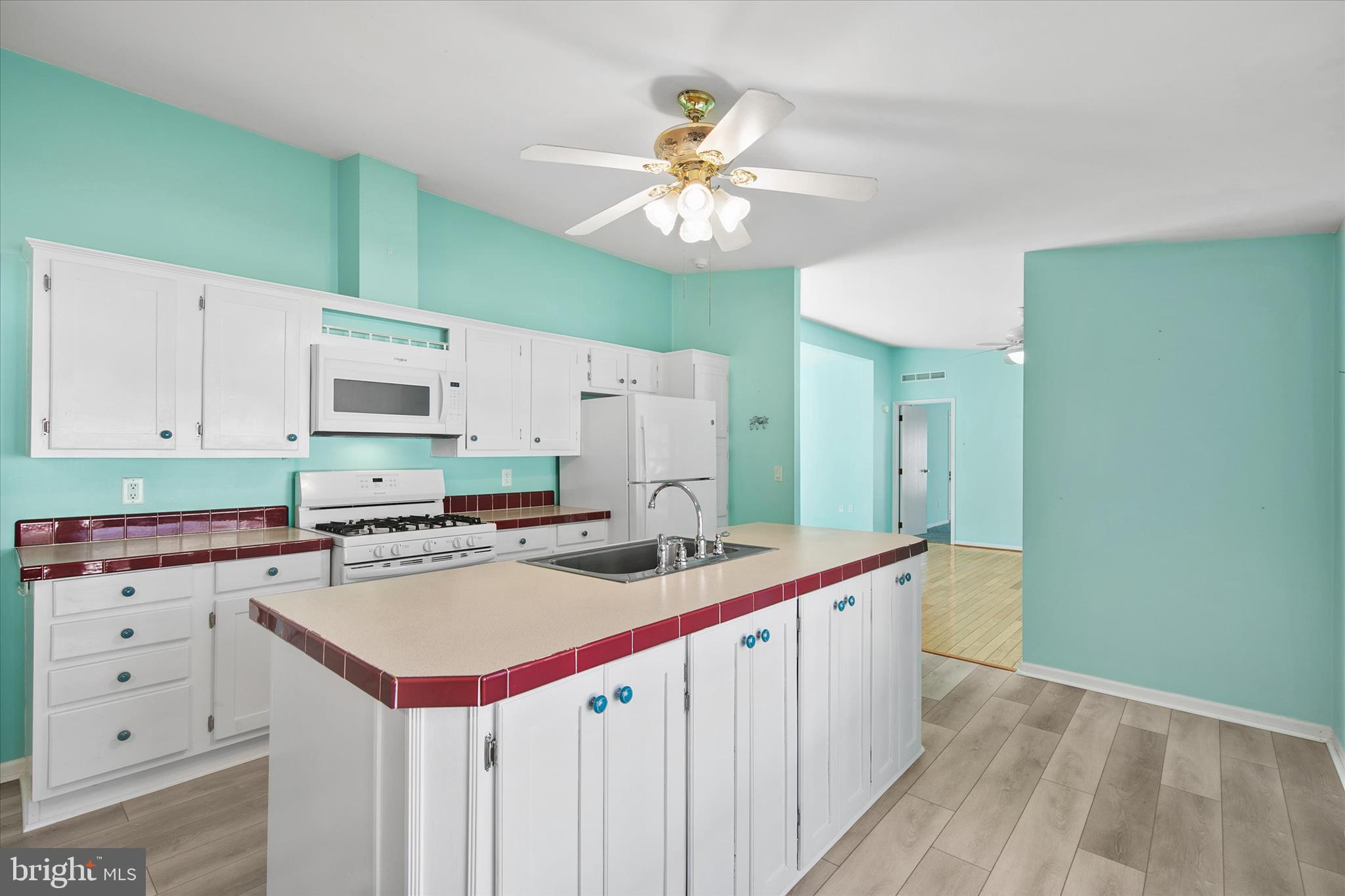 POTNETS BAYSIDE - Residential