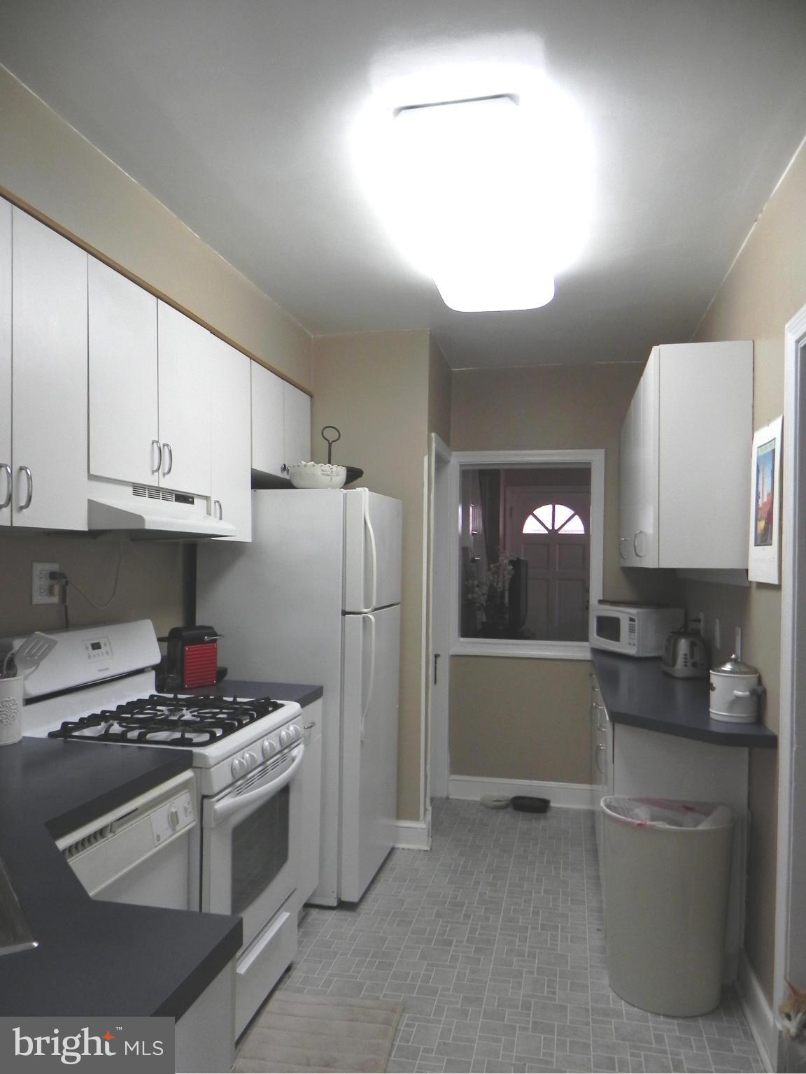 BURKLEIGH SQUARE - Residential